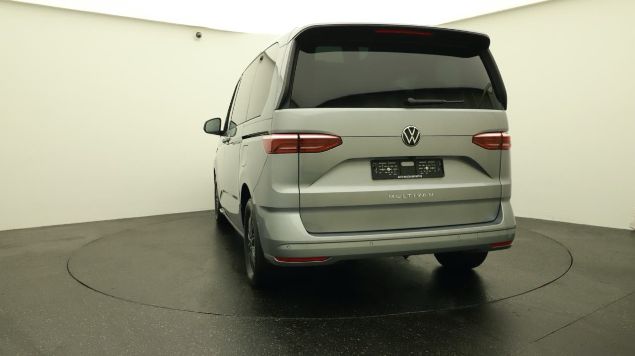 VW Multivan 2.0 TDI Life DSG-image-3