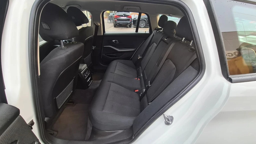BMW 320d xDrive 48V Touring Steptronic ** Gr-Navi ** RF-Kamera ** Anh-Kupplung ** Abstandsregelsysteme ** Frisch Ab MFK & Service **-image-12