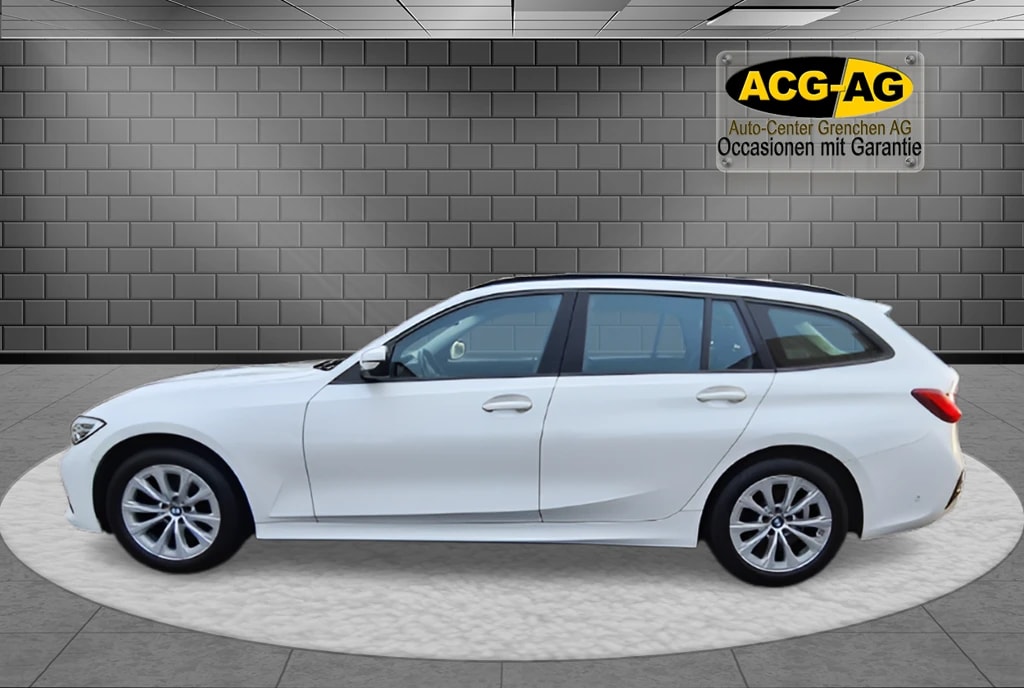 BMW 320d xDrive 48V Touring Steptronic ** Gr-Navi ** RF-Kamera ** Anh-Kupplung ** Abstandsregelsysteme ** Frisch Ab MFK & Service **-image-3