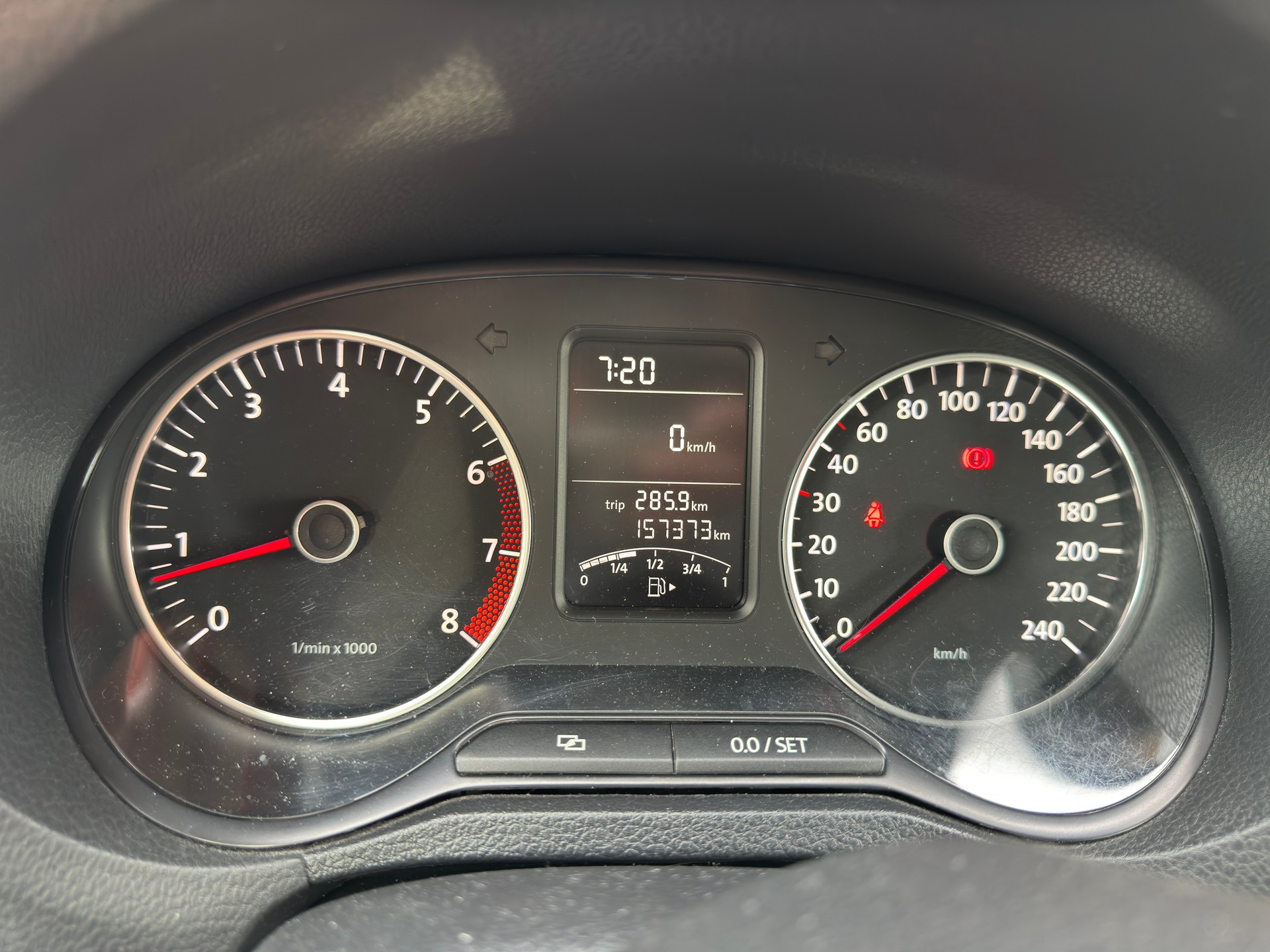 VW 1.4 Comfortline-image-4