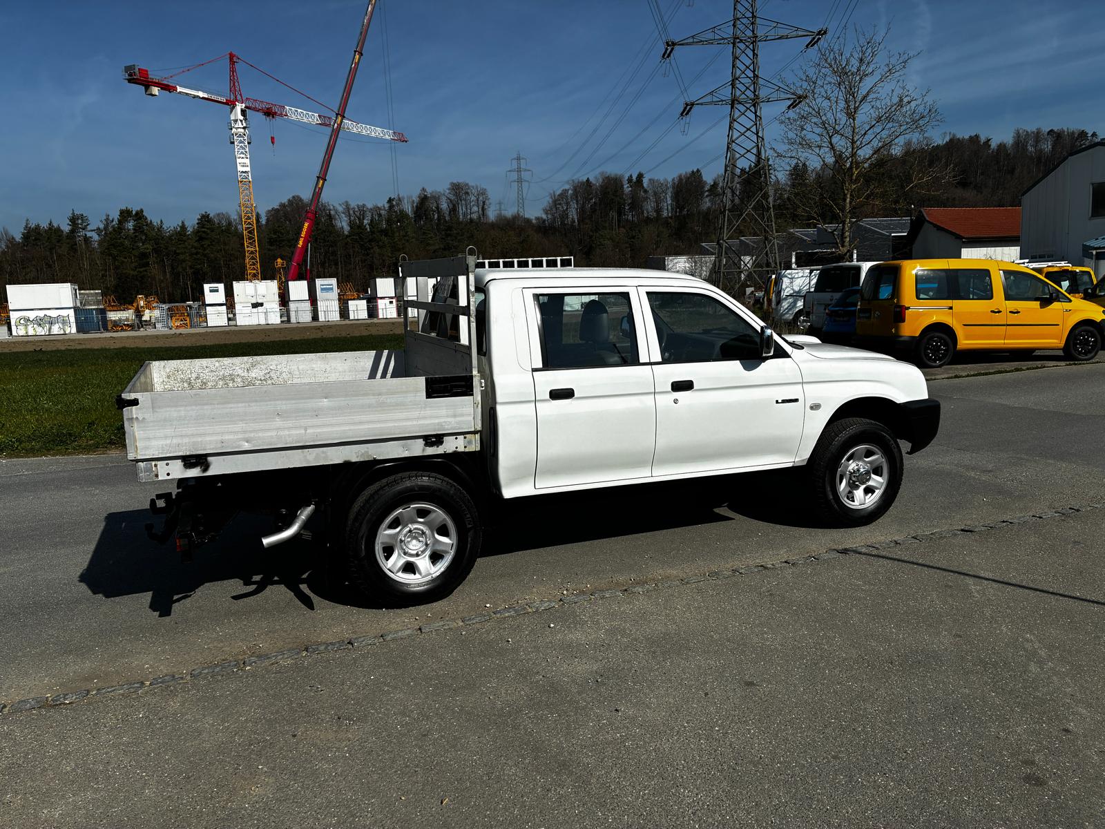 MITSUBISHI L 200-image-1