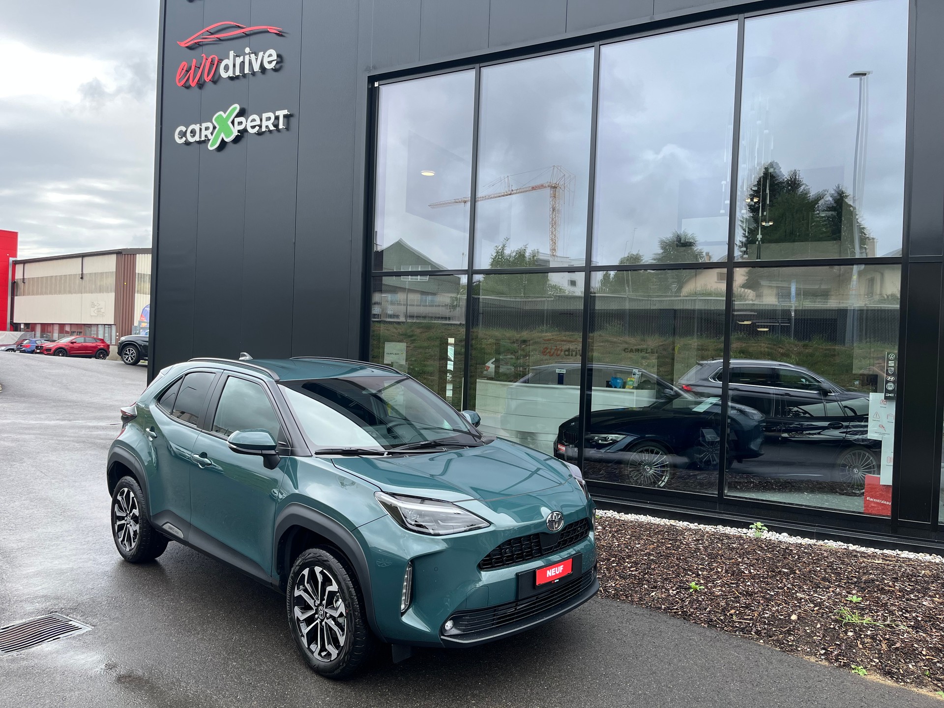 TOYOTA Yaris Cross 1.5 VVT-i HSD Trend-image-0