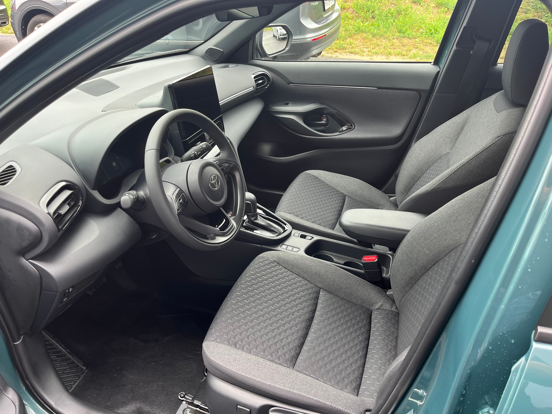 TOYOTA Yaris Cross 1.5 VVT-i HSD Trend-image-6