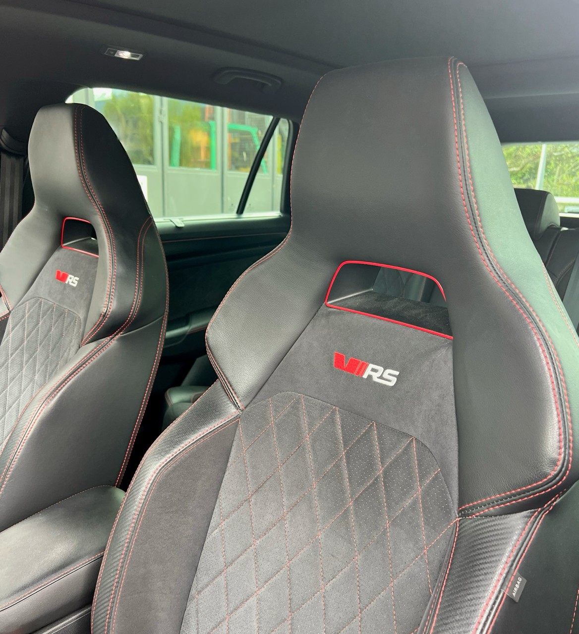 SKODA 2.0 Bi-TDI 240 RS DSG-image-4
