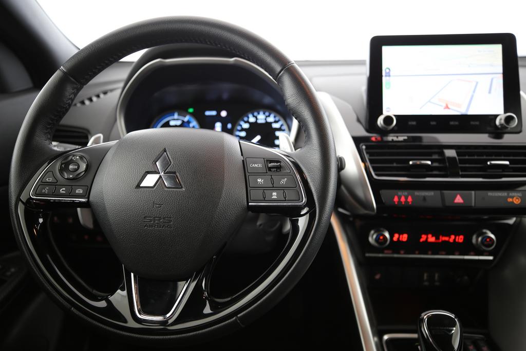 MITSUBISHI Eclipse Cross 2.4 PHEV Intense 4x4-image-4