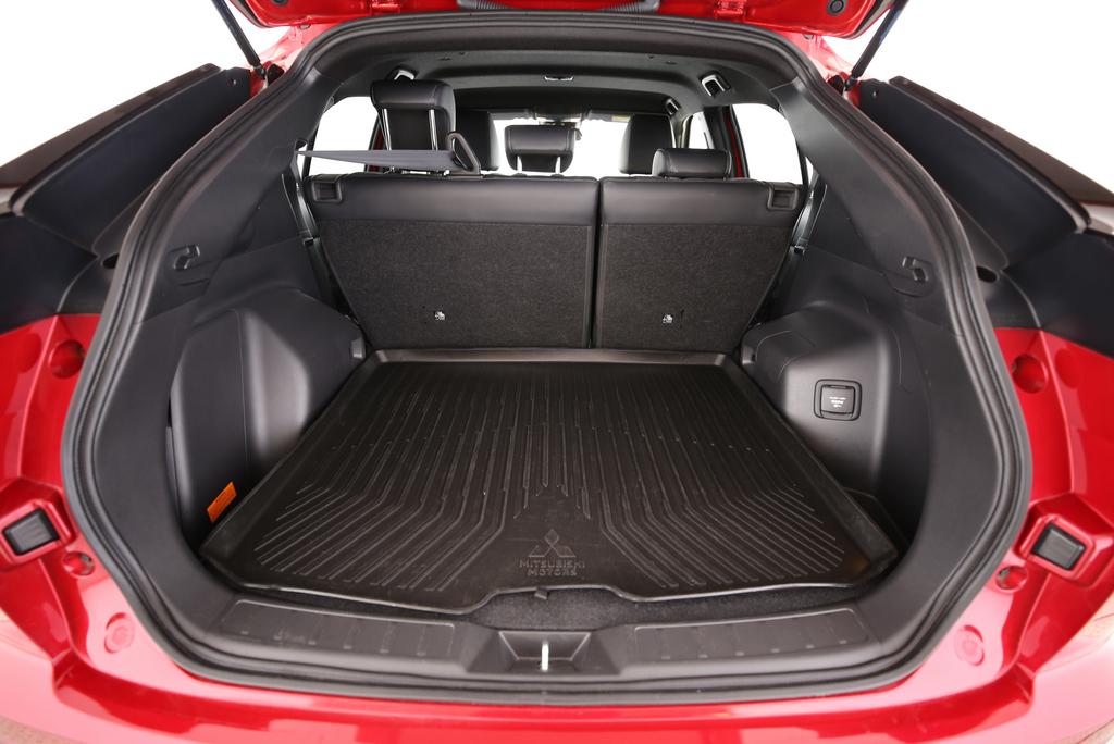 MITSUBISHI Eclipse Cross 2.4 PHEV Intense 4x4-image-9