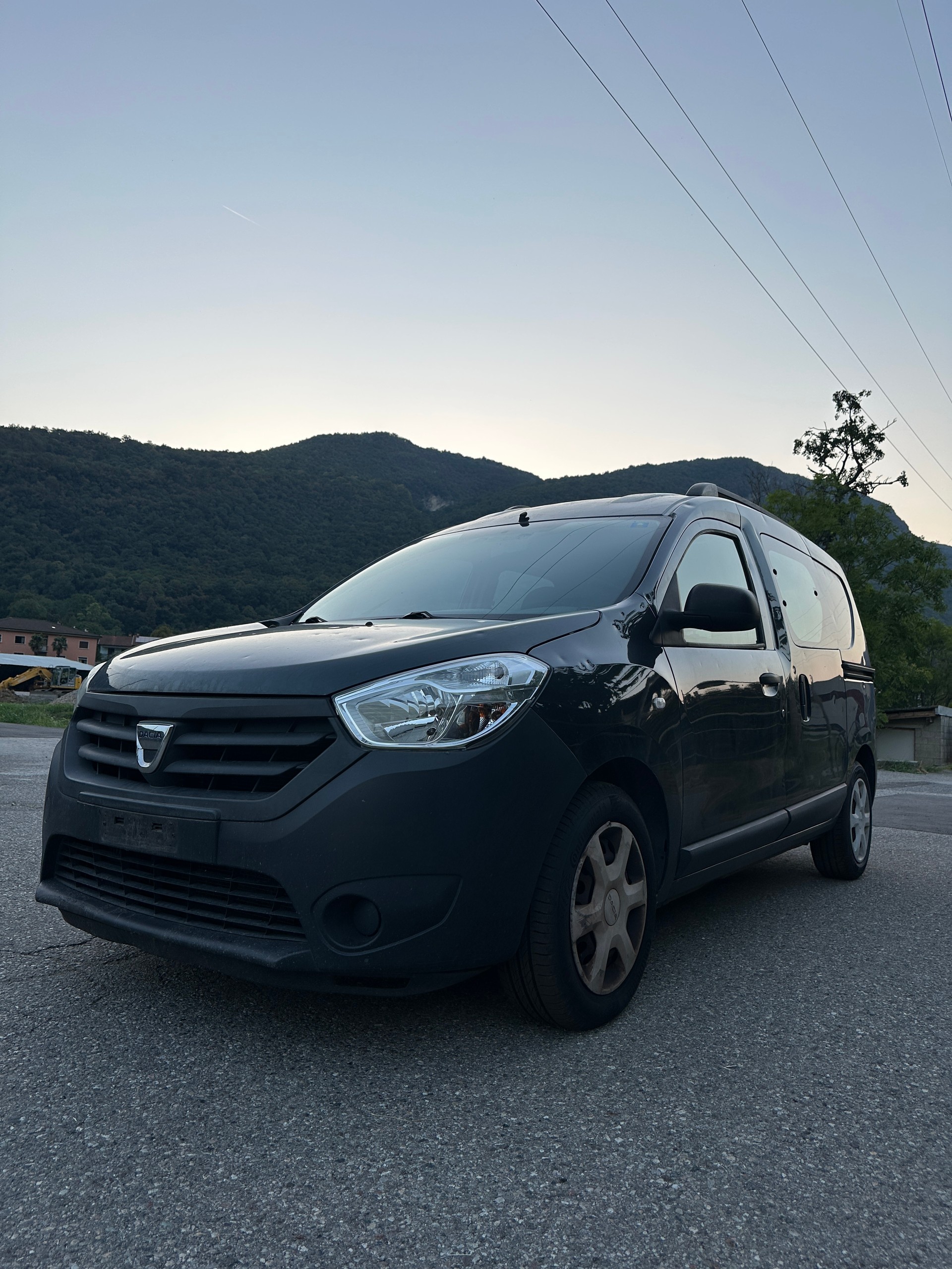 DACIA Dokker Van dCi 90 Ambiance-image-0