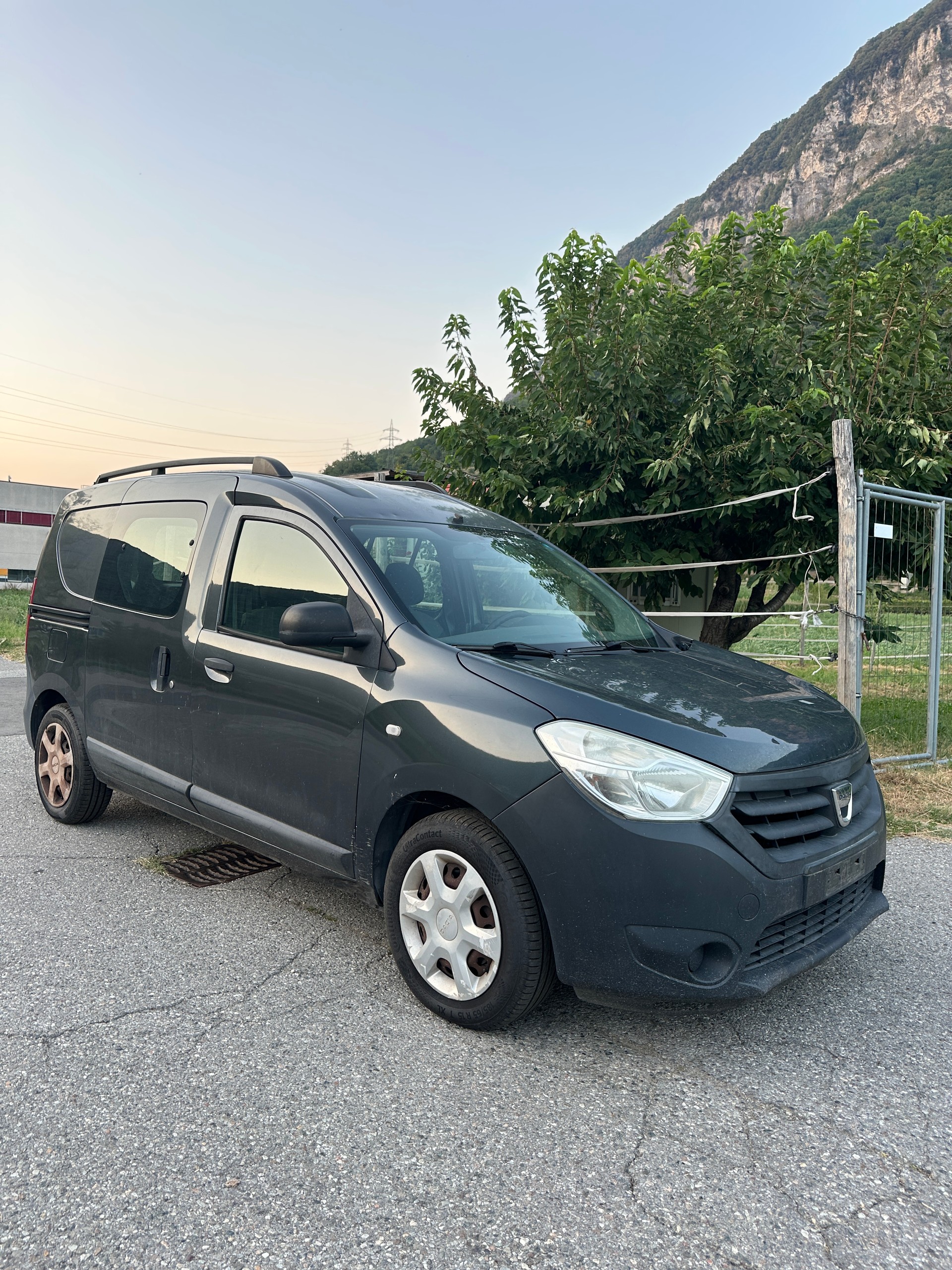 DACIA Dokker Van dCi 90 Ambiance-image-1