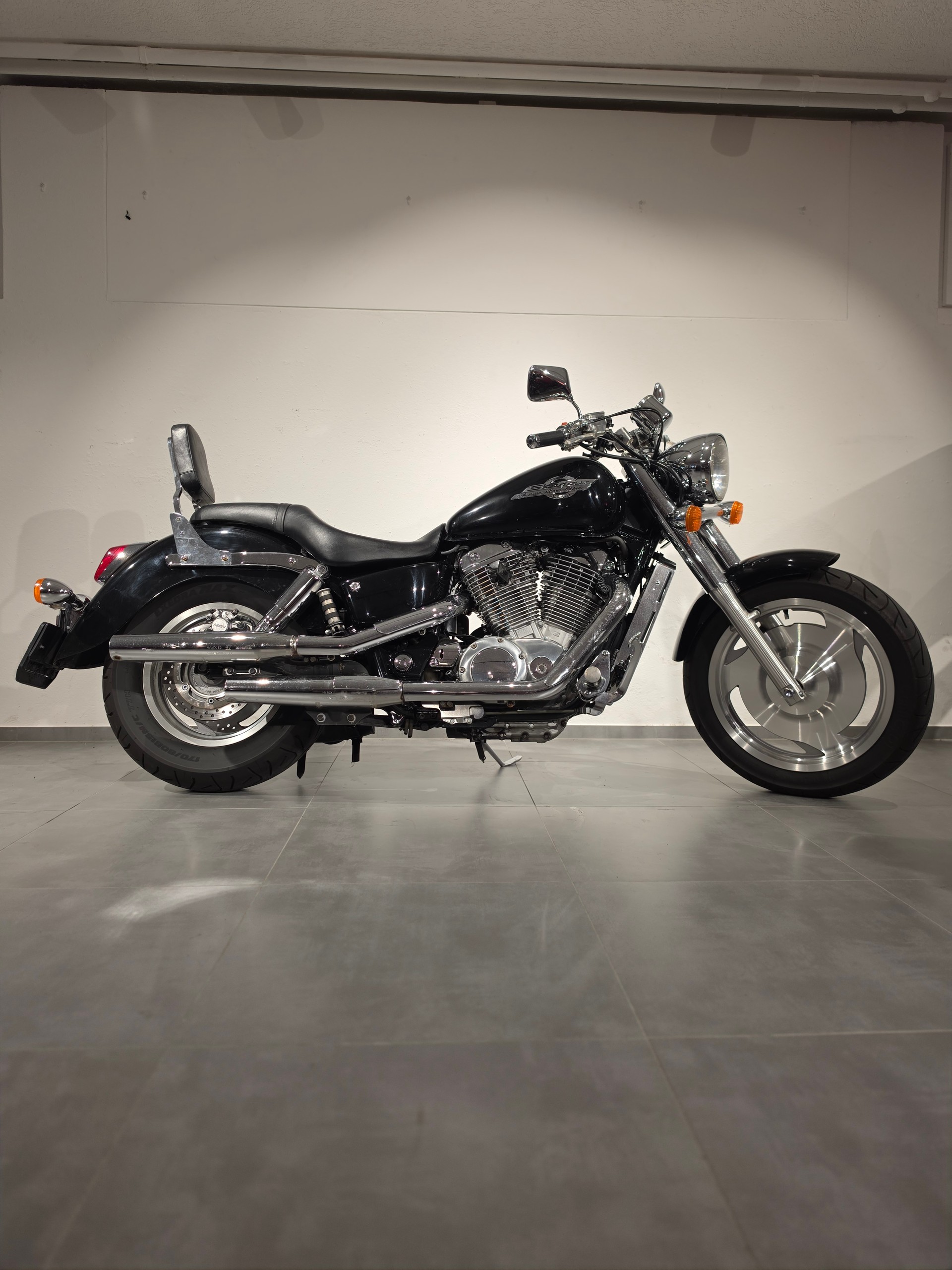 HONDA VT 1100 C2 Y Shadow Sabre