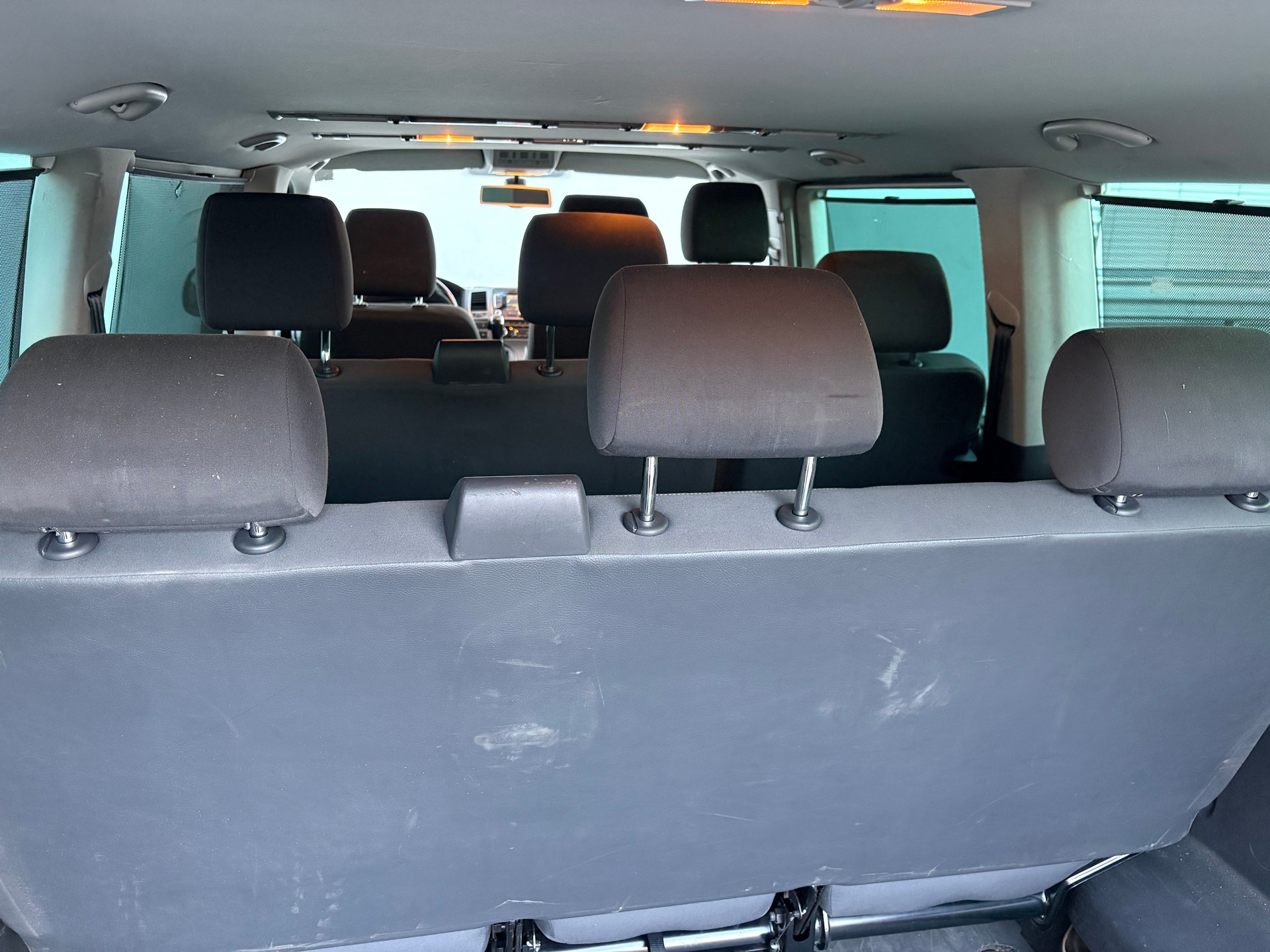 VW T5 Caravelle Comfortline 2.0 TDI DSG 9-Plätzer-image-13