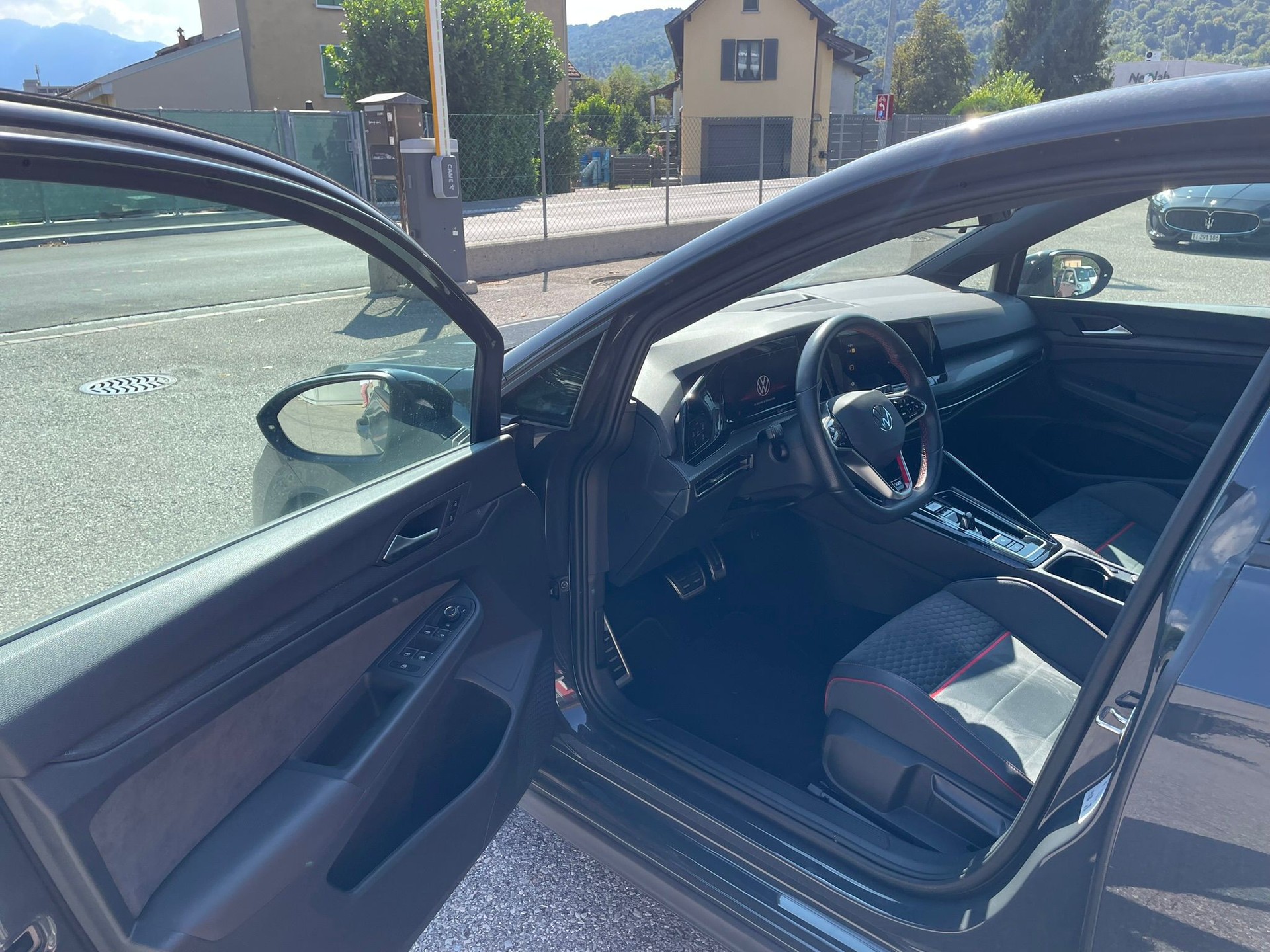 VW GOLF 2.0 TSI GTI Clubsport DSG-image-4