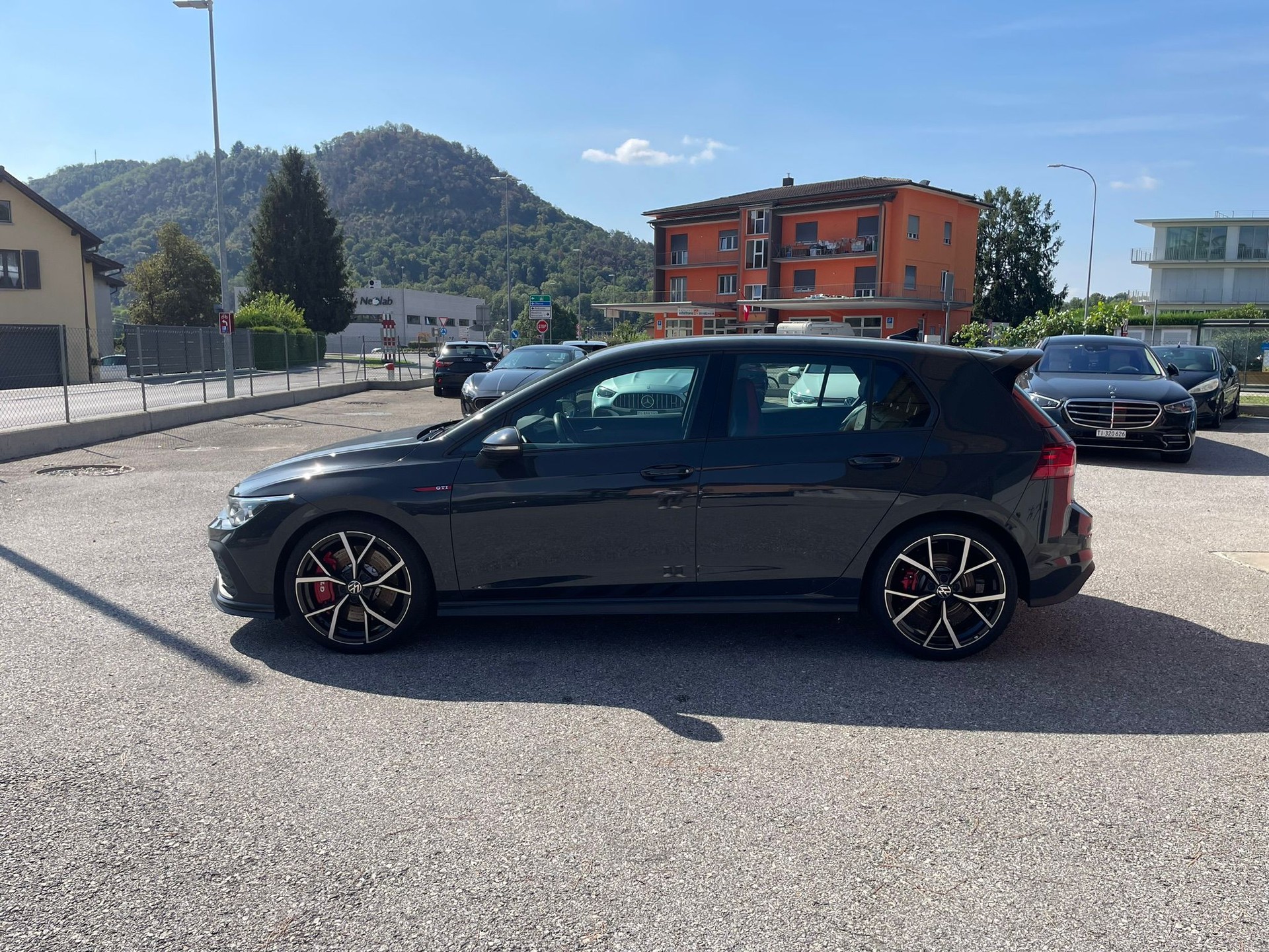 VW GOLF 2.0 TSI GTI Clubsport DSG-image-2