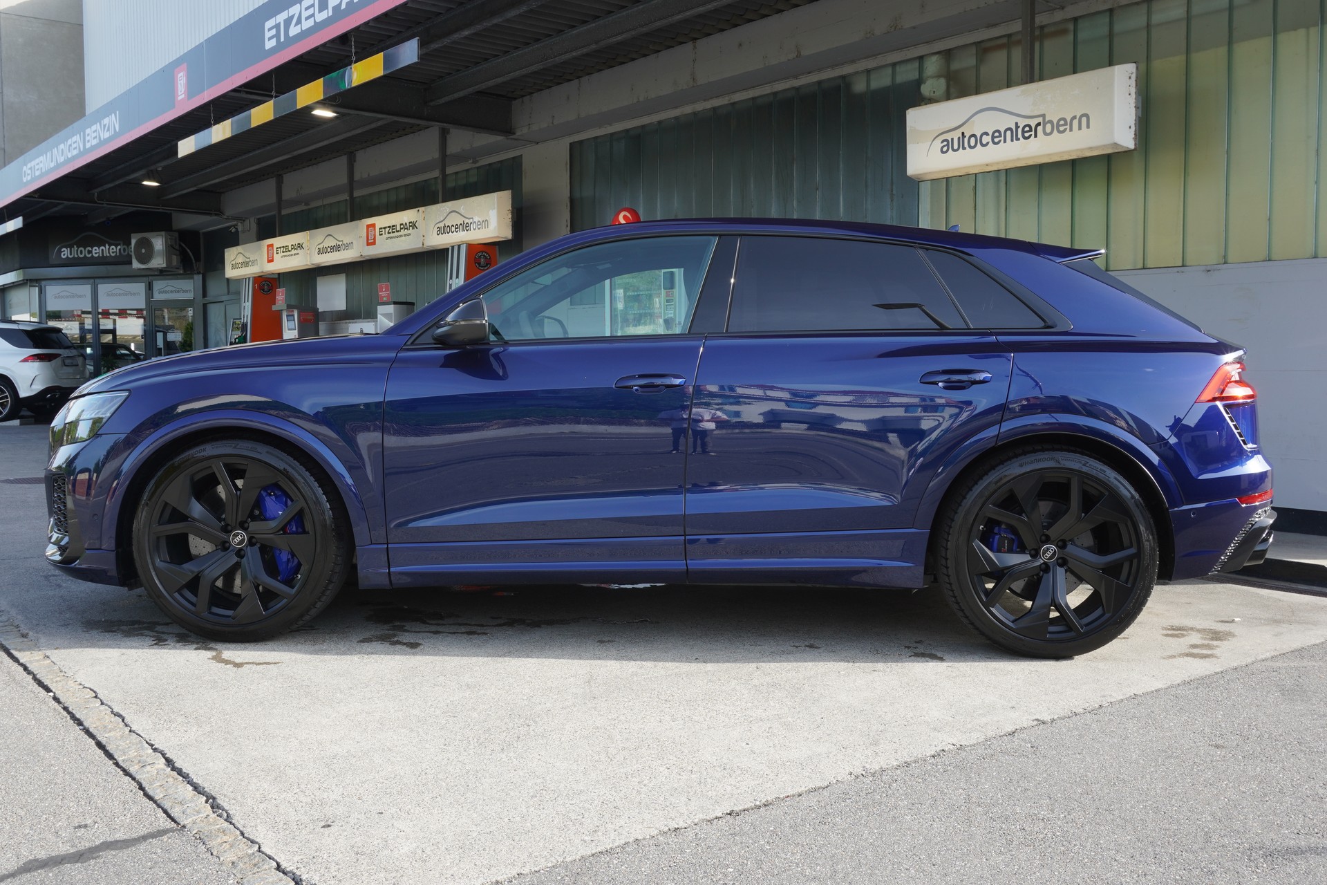AUDI RSQ8 quattro tiptronic-image-7