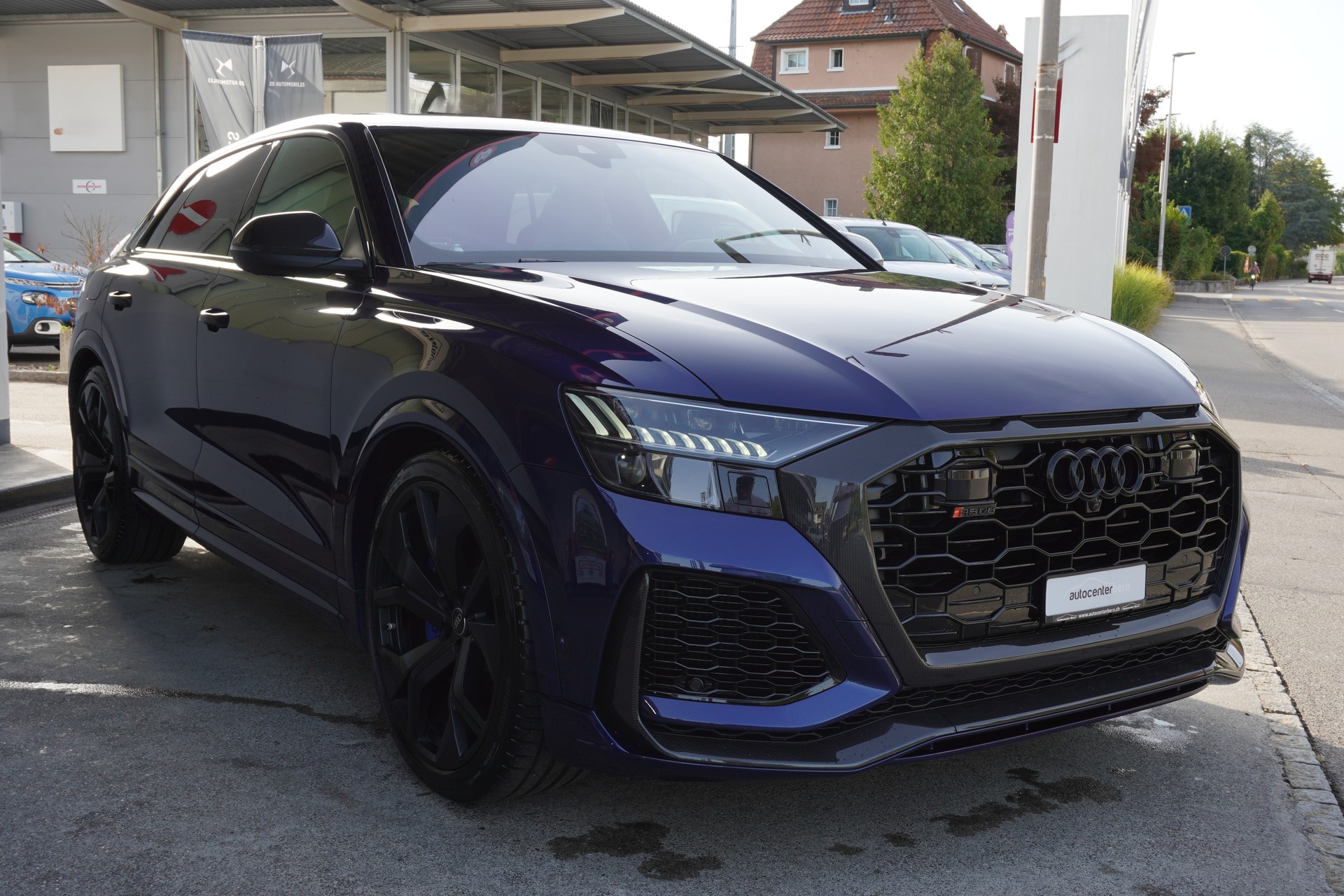 AUDI RSQ8 quattro tiptronic-image-3