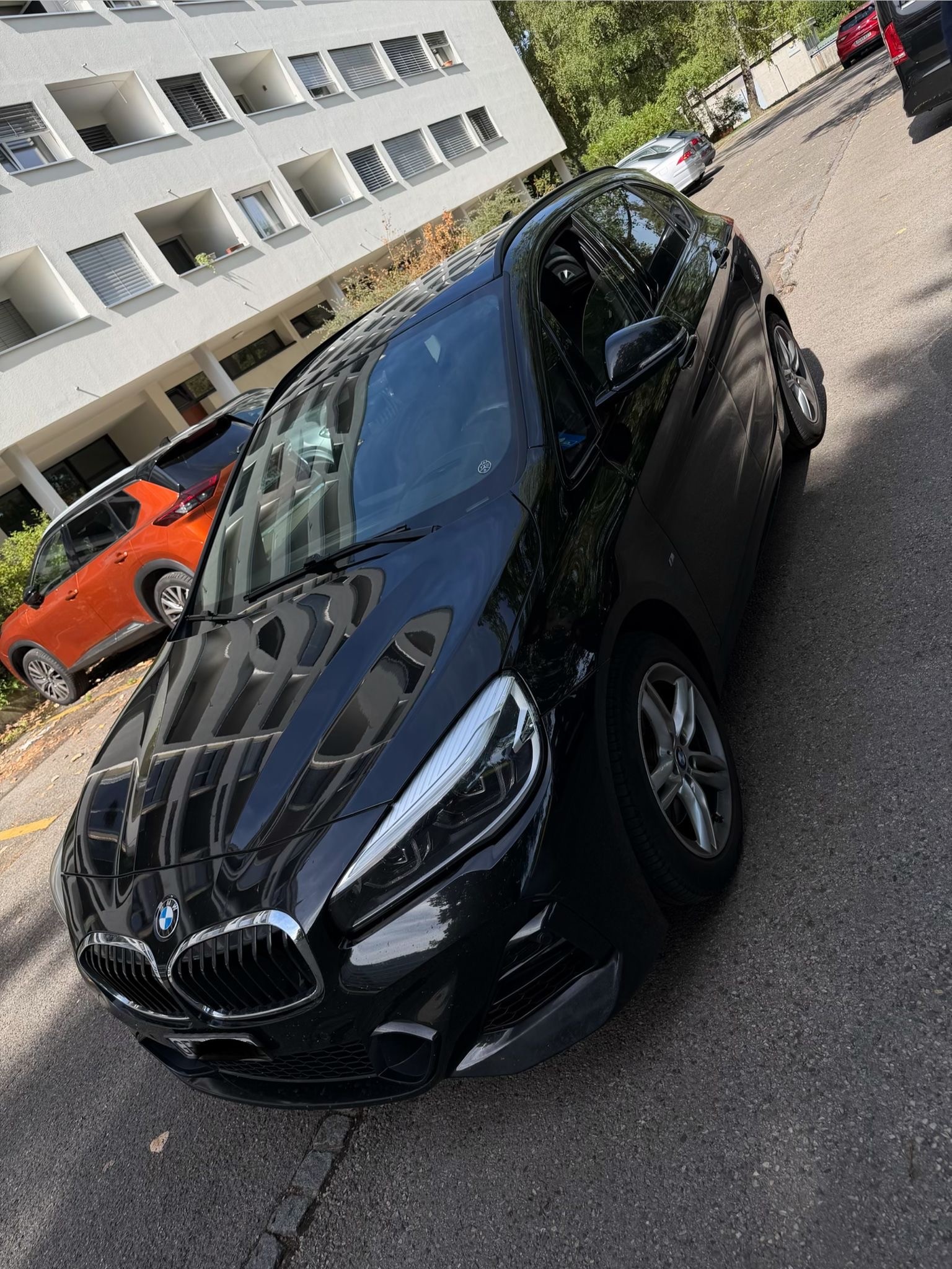 BMW 220d xDrive-image-1