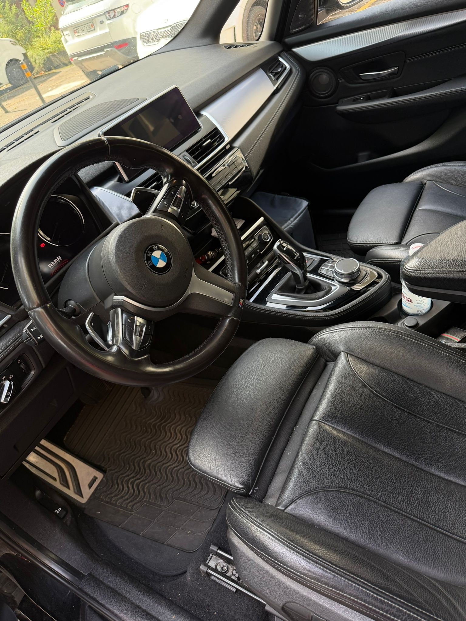 BMW 220d xDrive-image-4