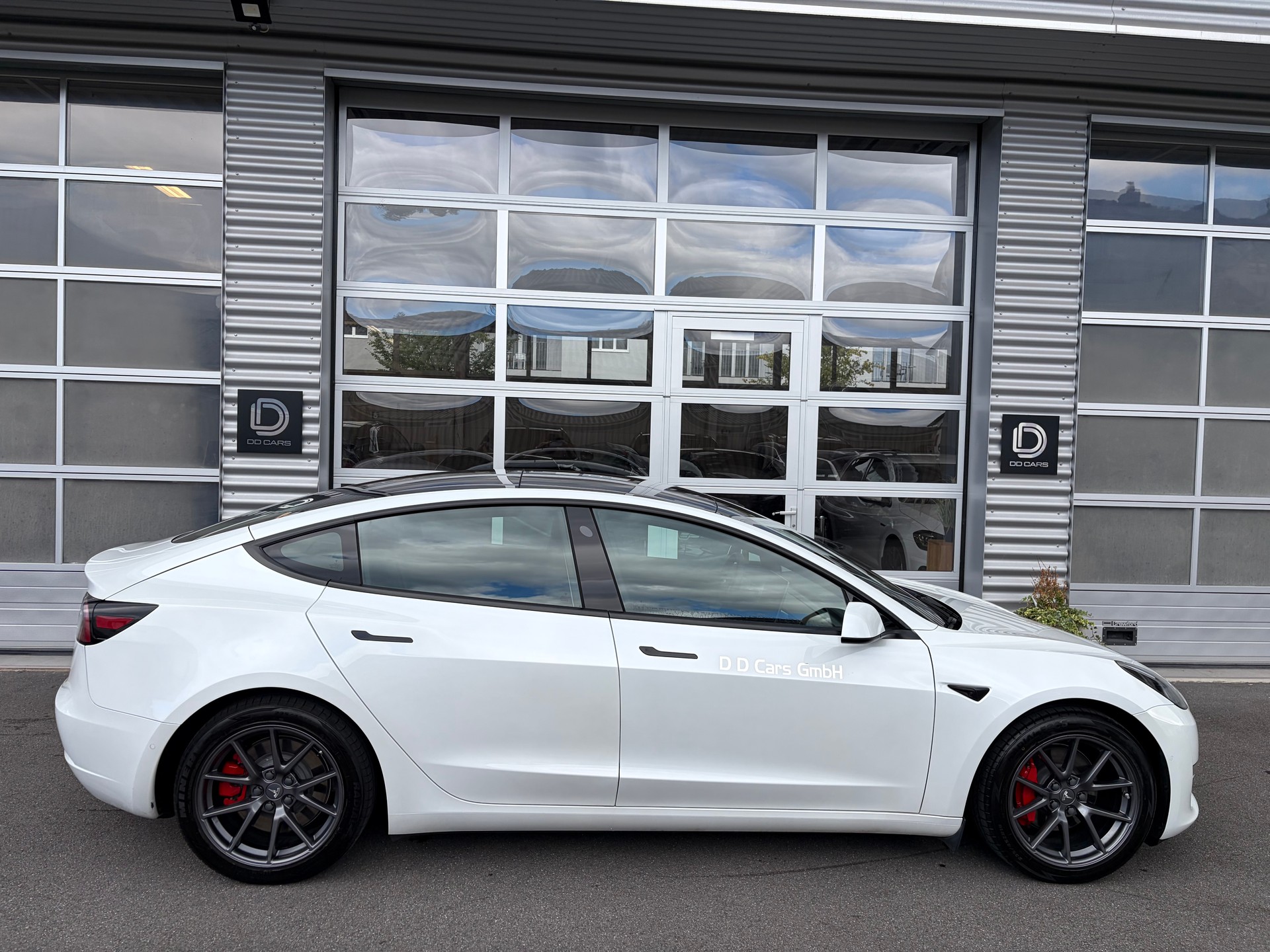TESLA Model 3 Long Range Dual Motor AWD ( MODELL 2021 )-image-5