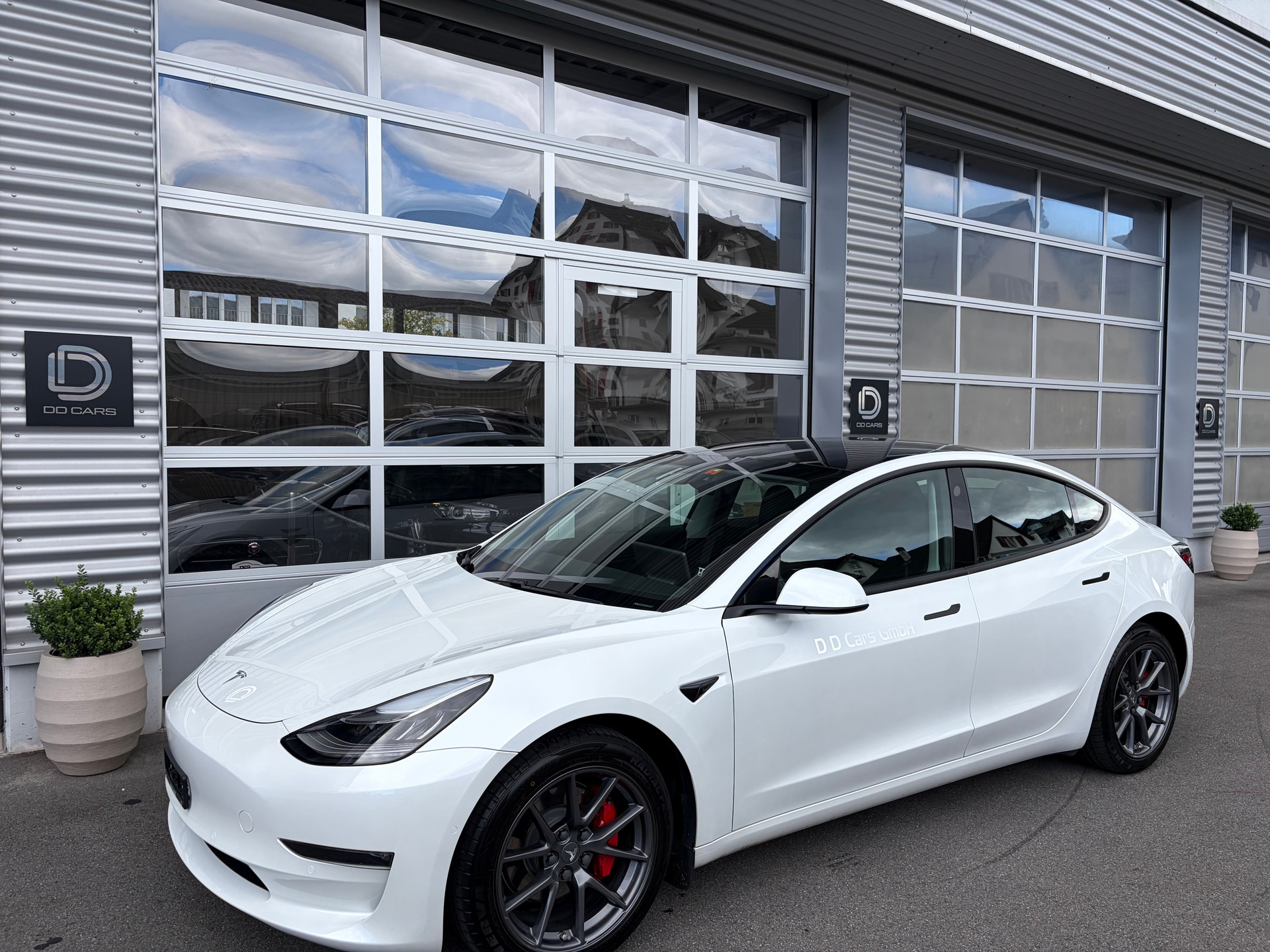 TESLA Model 3 Long Range Dual Motor AWD ( MODELL 2021 )-image-0