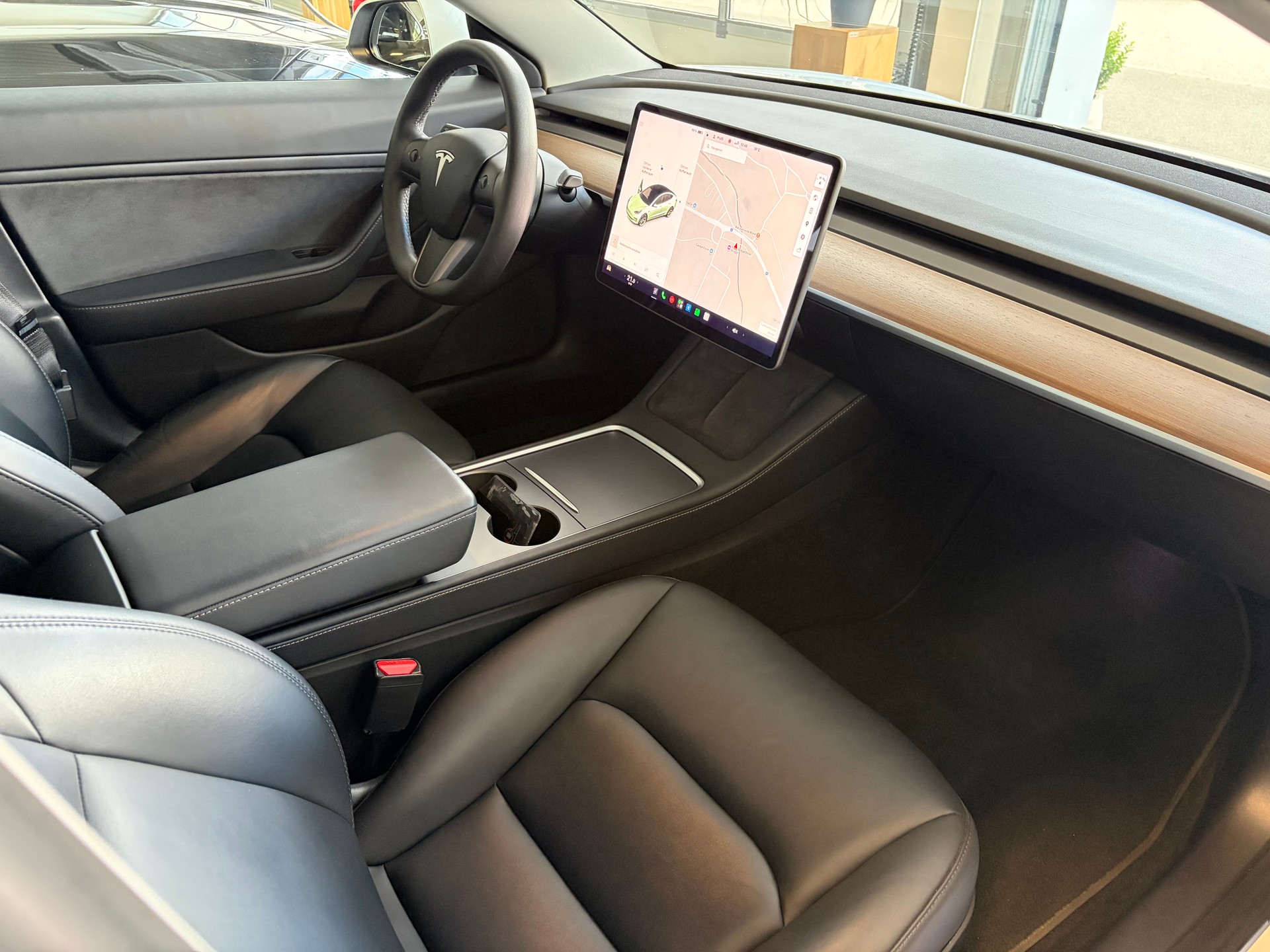 TESLA Model 3 Long Range Dual Motor AWD ( MODELL 2021 )-image-13
