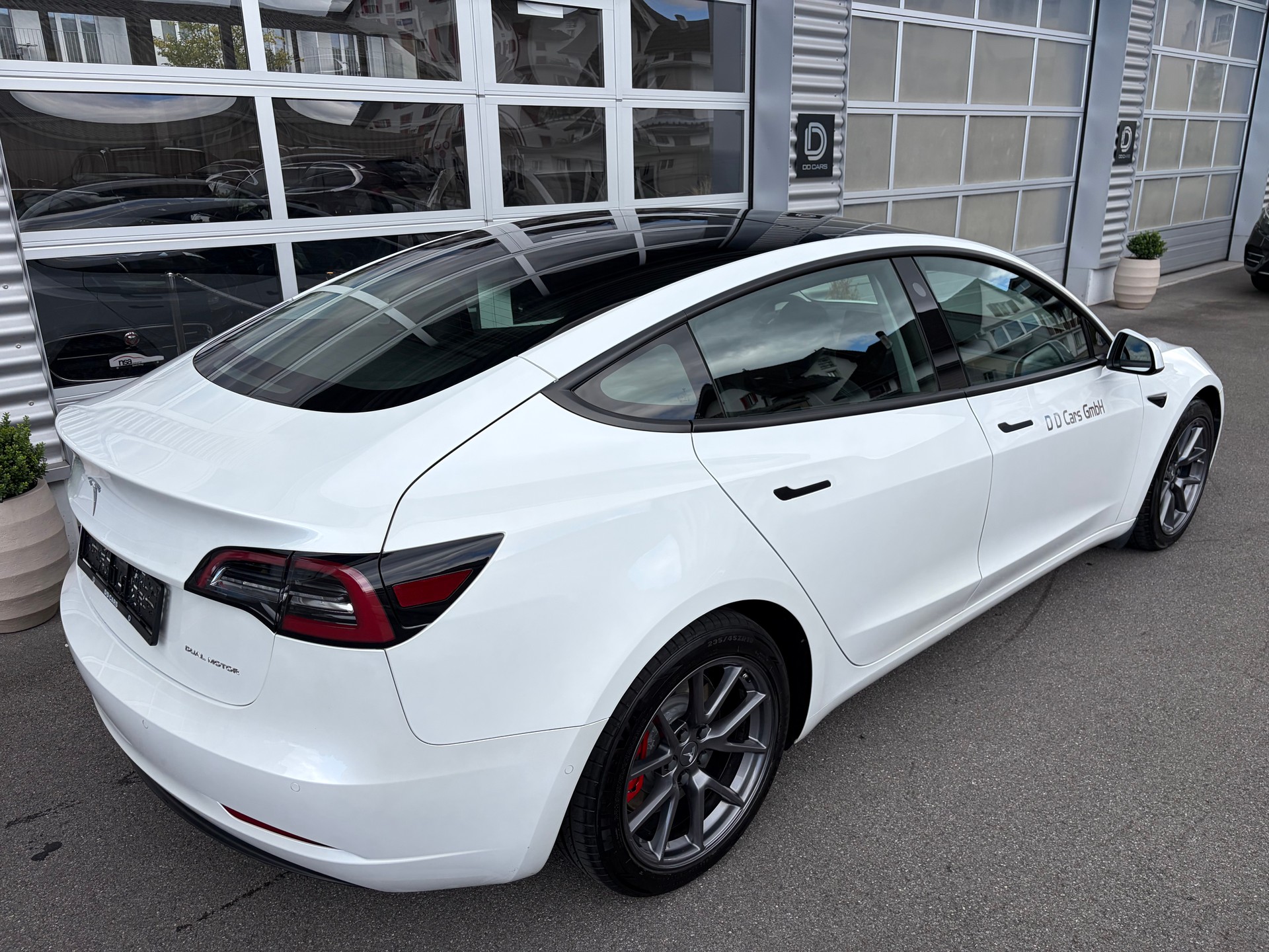 TESLA Model 3 Long Range Dual Motor AWD ( MODELL 2021 )-image-7