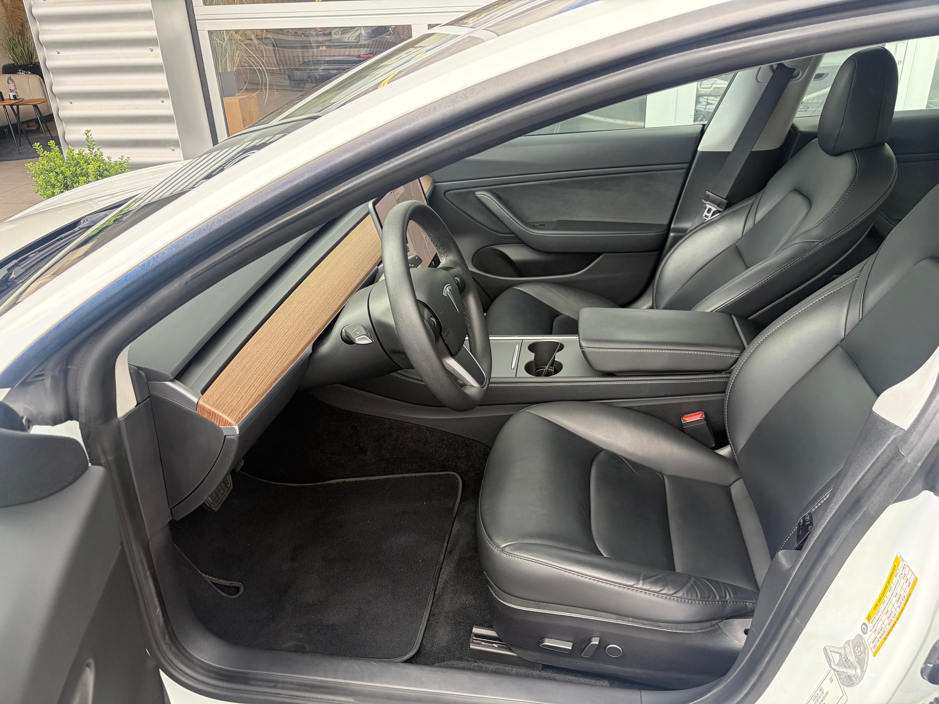 TESLA Model 3 Long Range Dual Motor AWD ( MODELL 2021 )-image-10
