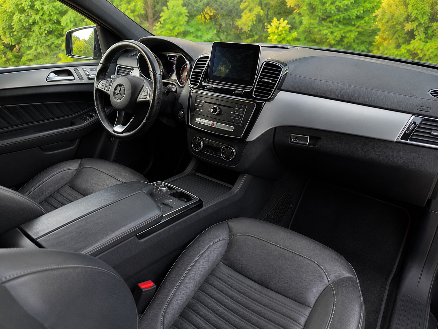 MERCEDES-BENZ GLE 250 d-image-5