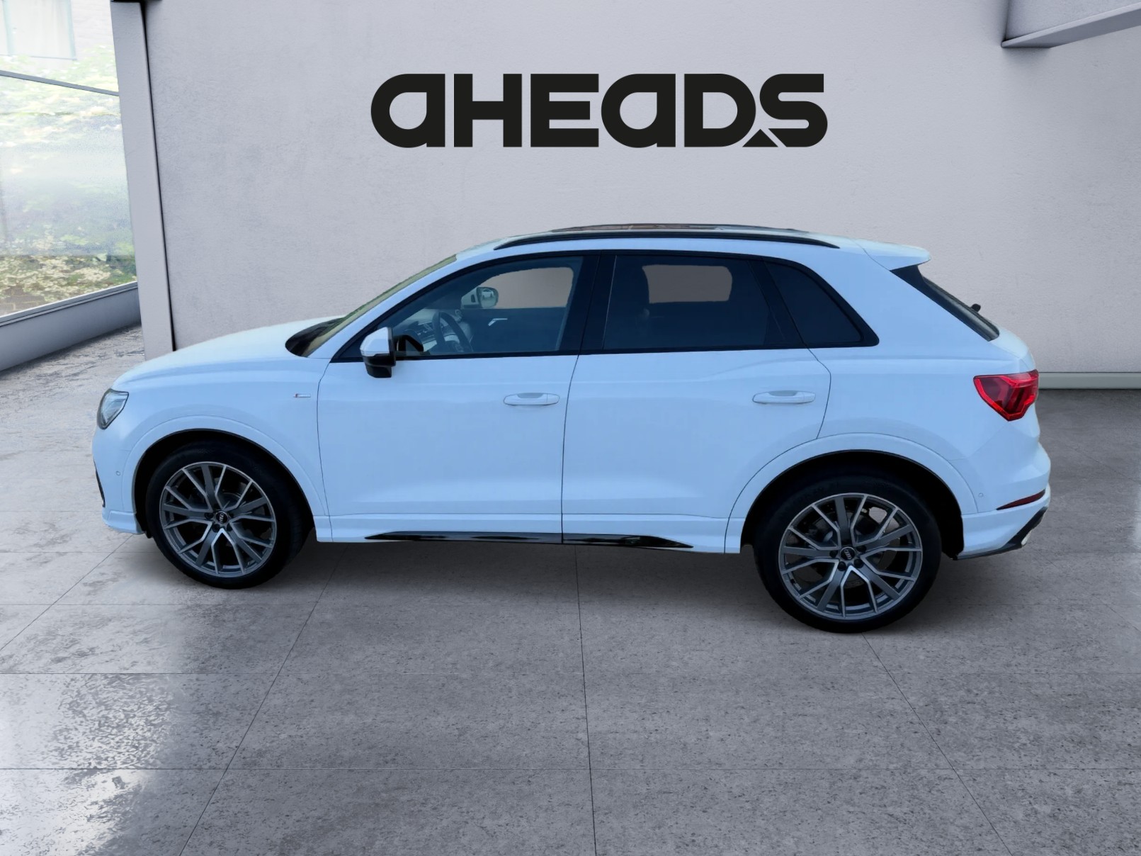 AUDI Q3 40 TFSI S line quattro S-tronic-image-7