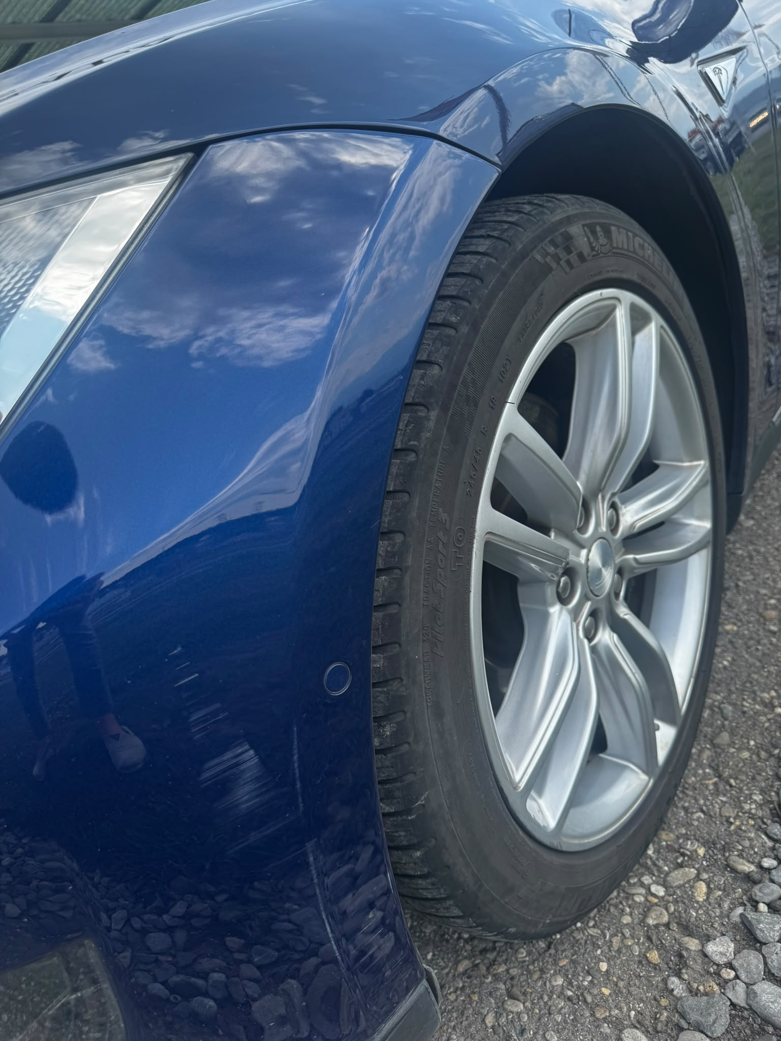 TESLA Model S 70 D-image-14