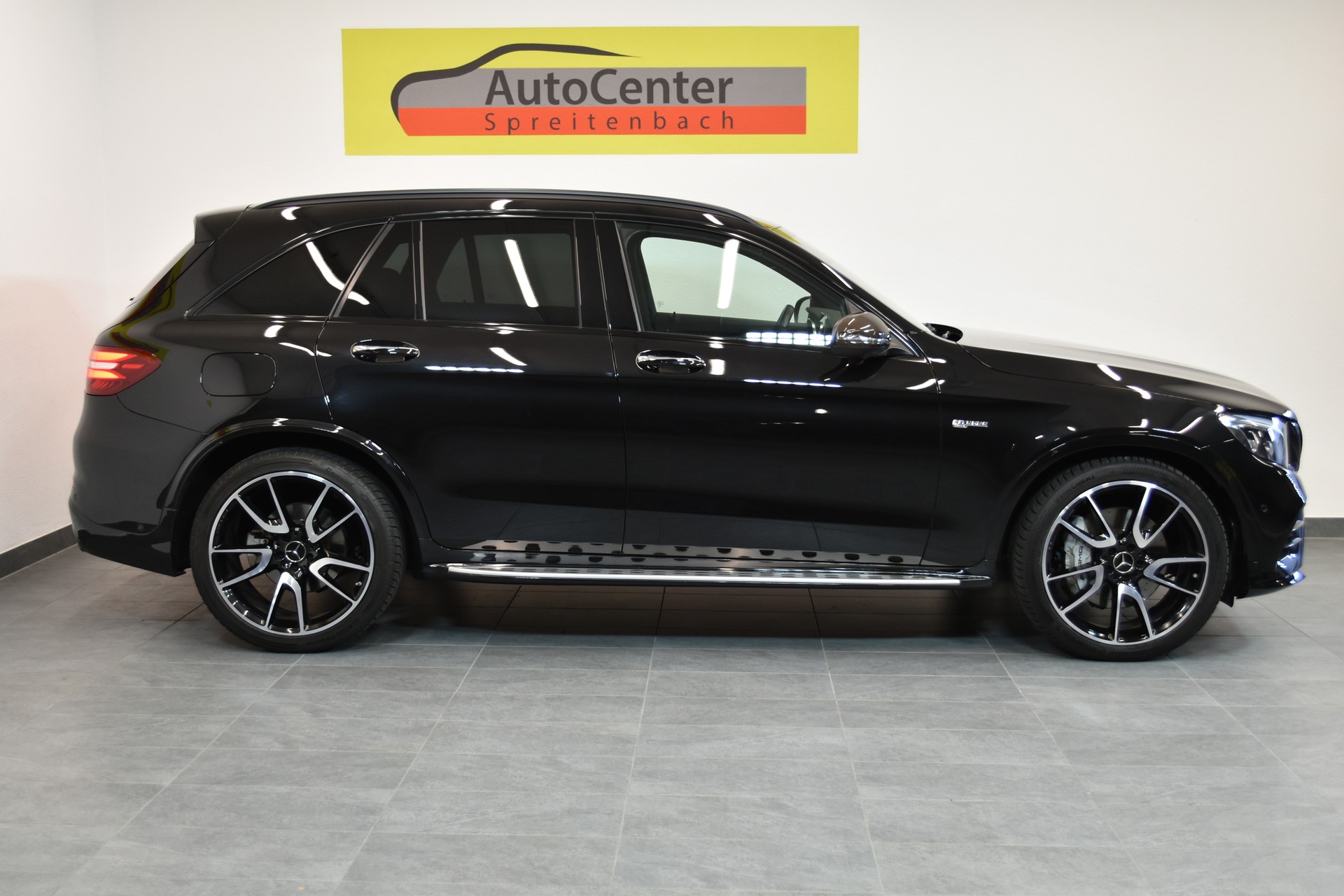 MERCEDES-BENZ GLC 43 AMG 4Matic 9G-Tronic-image-12