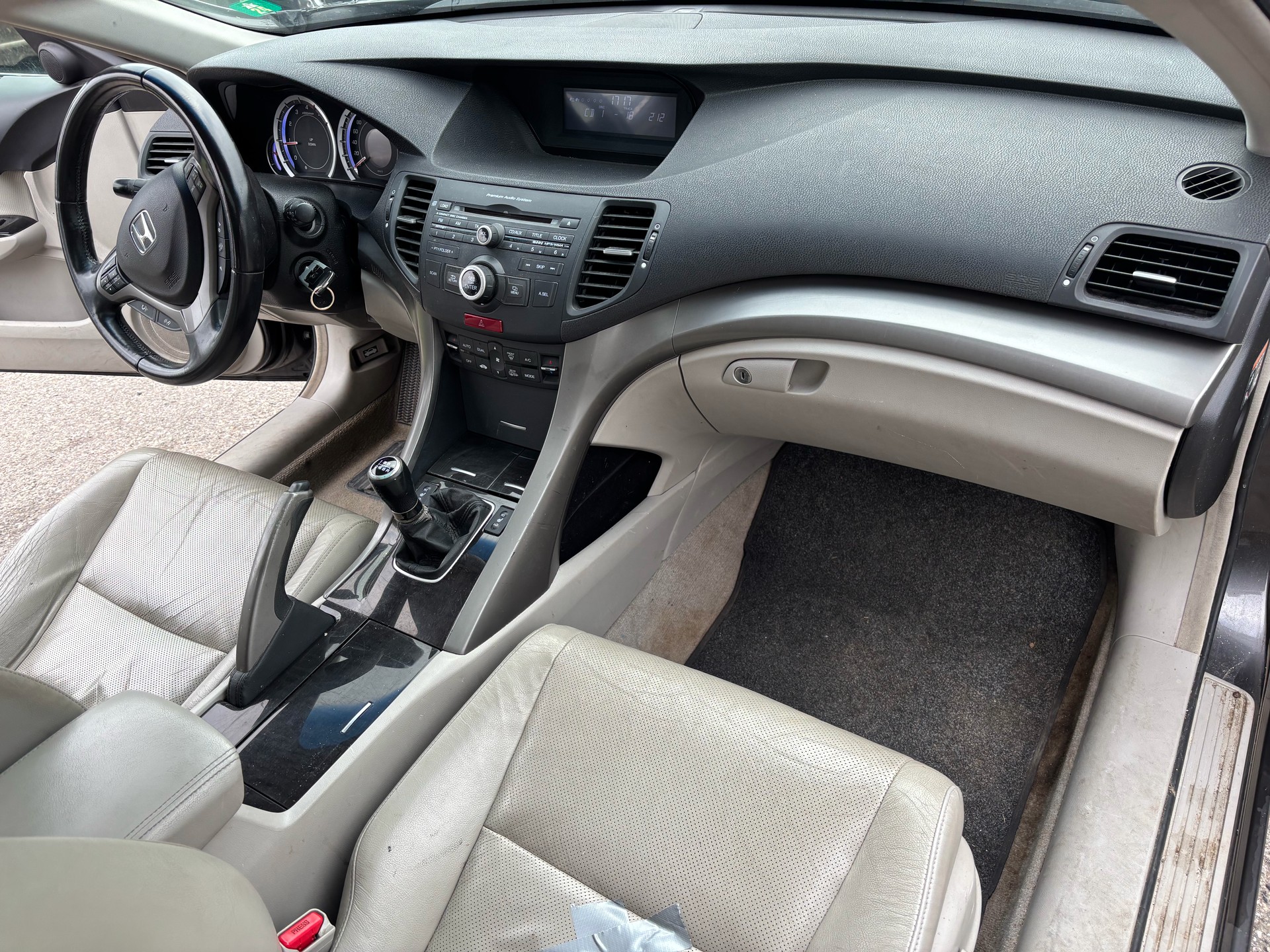 HONDA Accord Tourer 2.2 i-CTDi Executive ***Prix Fixe***-image-11