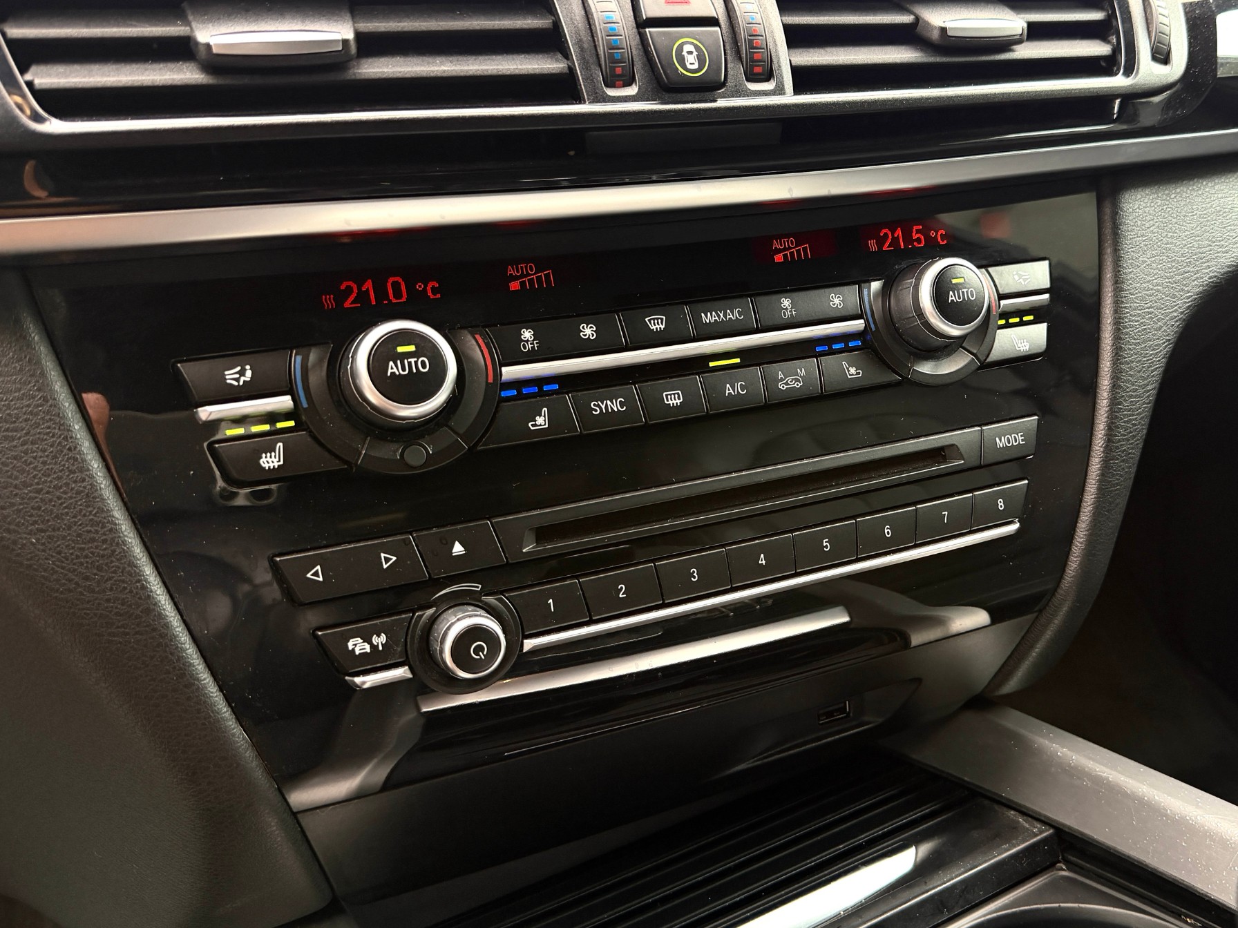 BMW X5 xDrive 40d Steptronic-image-18