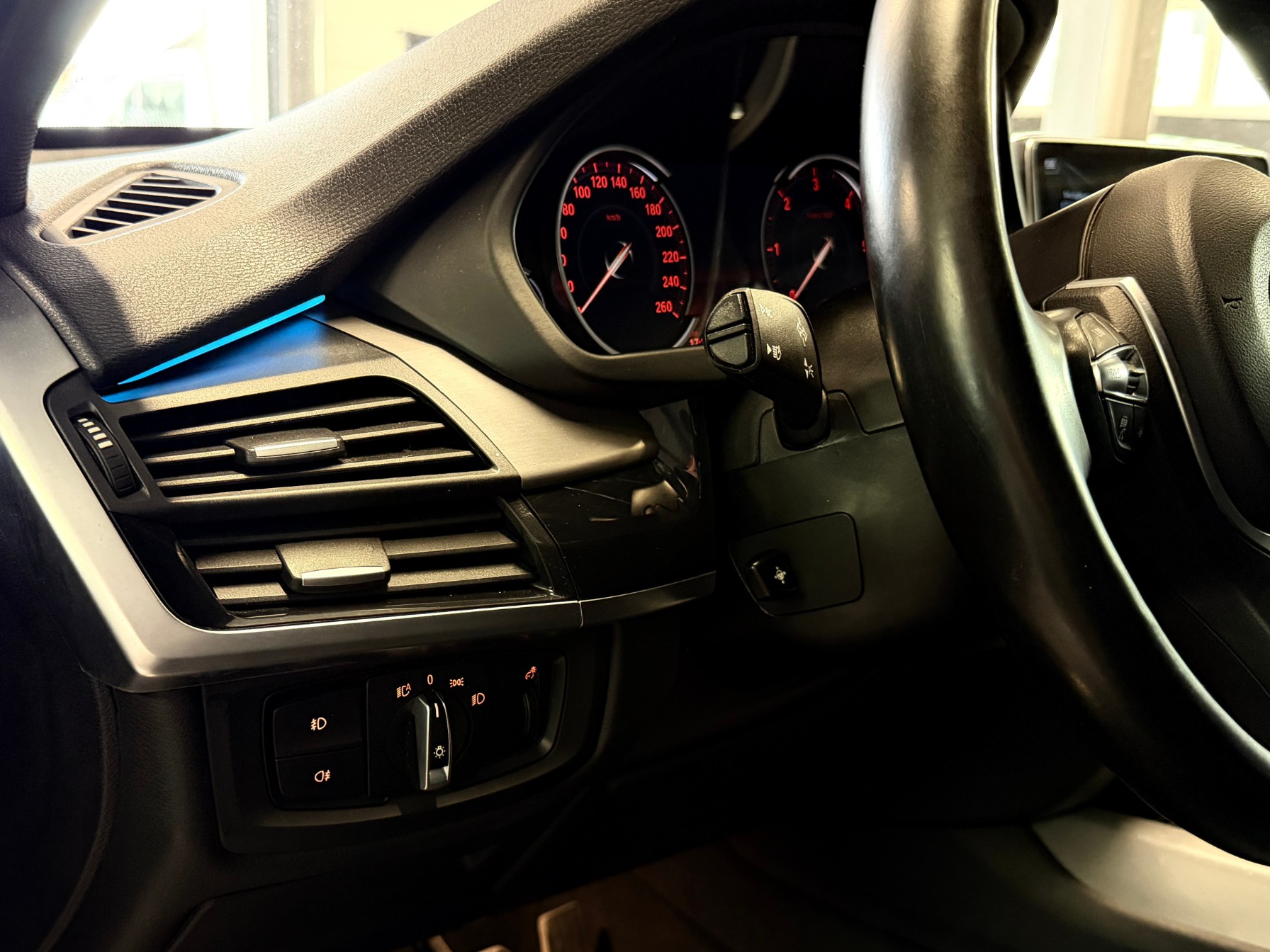 BMW X5 xDrive 40d Steptronic-image-19