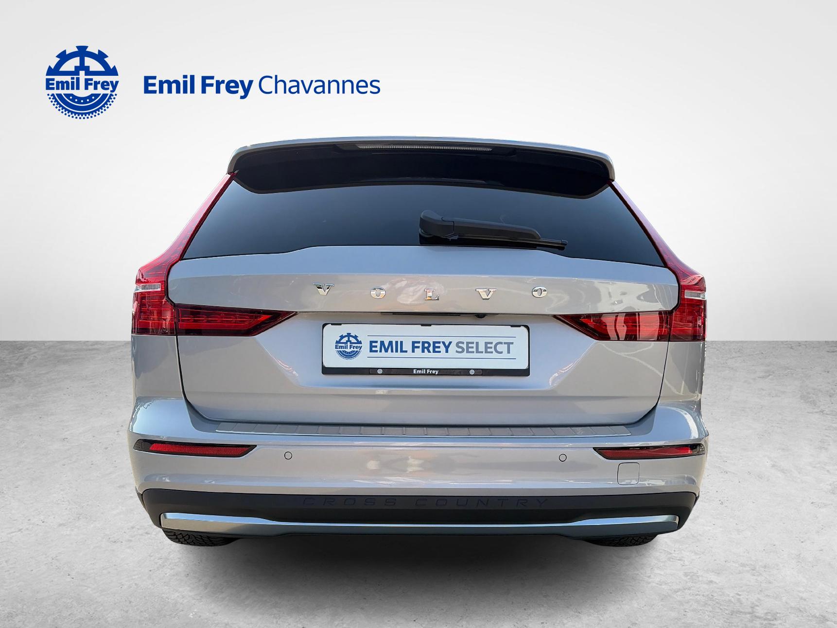 VOLVO V60 Cross Country 2.0 B5 Ultimate AWD-image-7