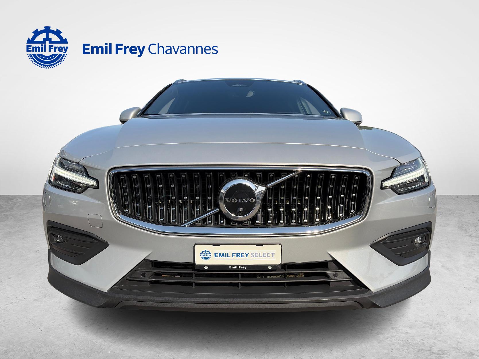 VOLVO V60 Cross Country 2.0 B5 Ultimate AWD-image-6