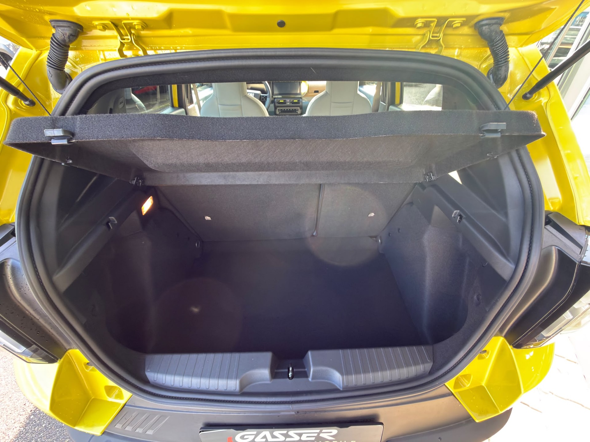 FIAT Grande Panda MHEV La Prima-image-12