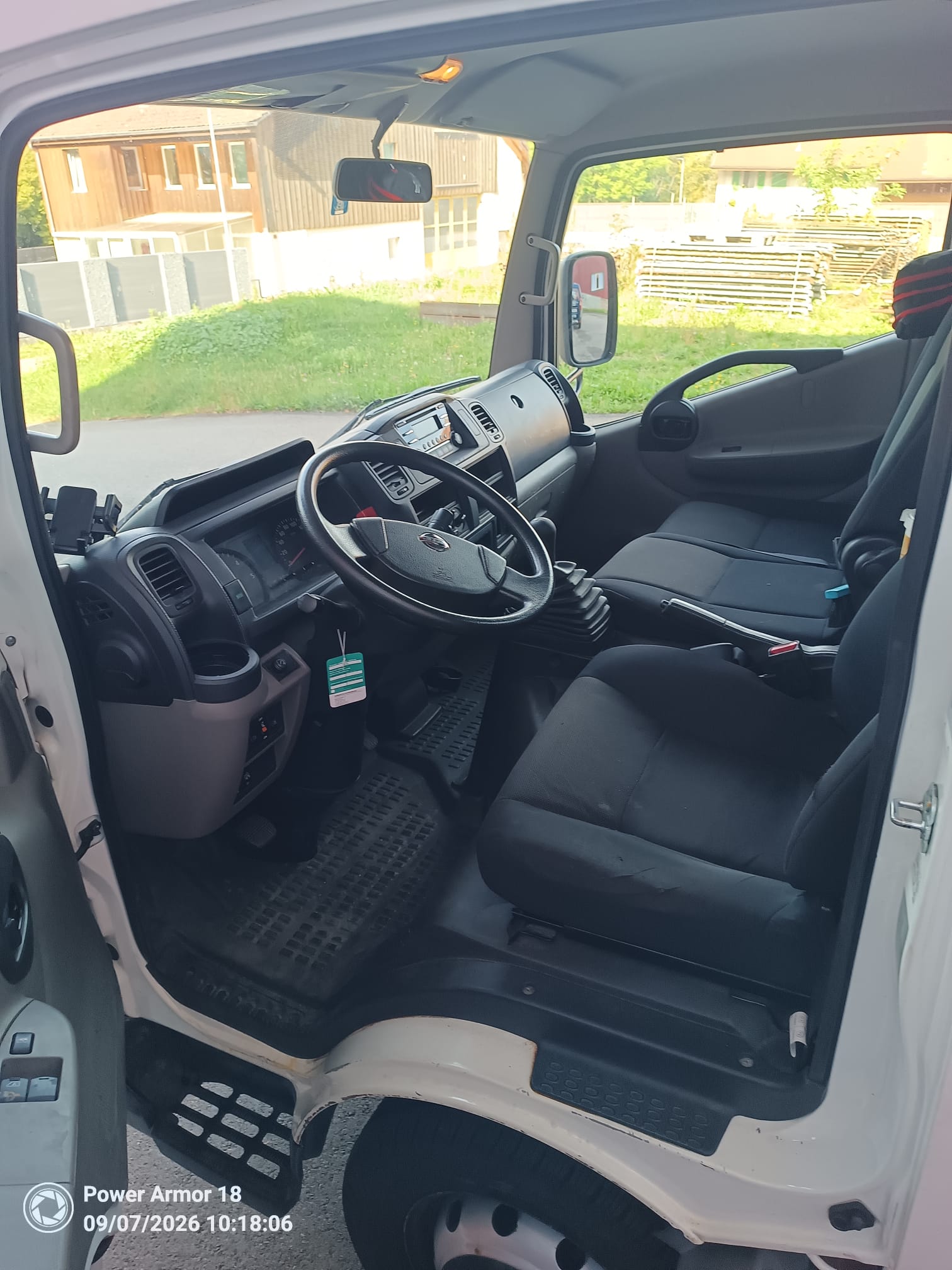 NISSAN 3.0 dCi 130 Pro-image-2