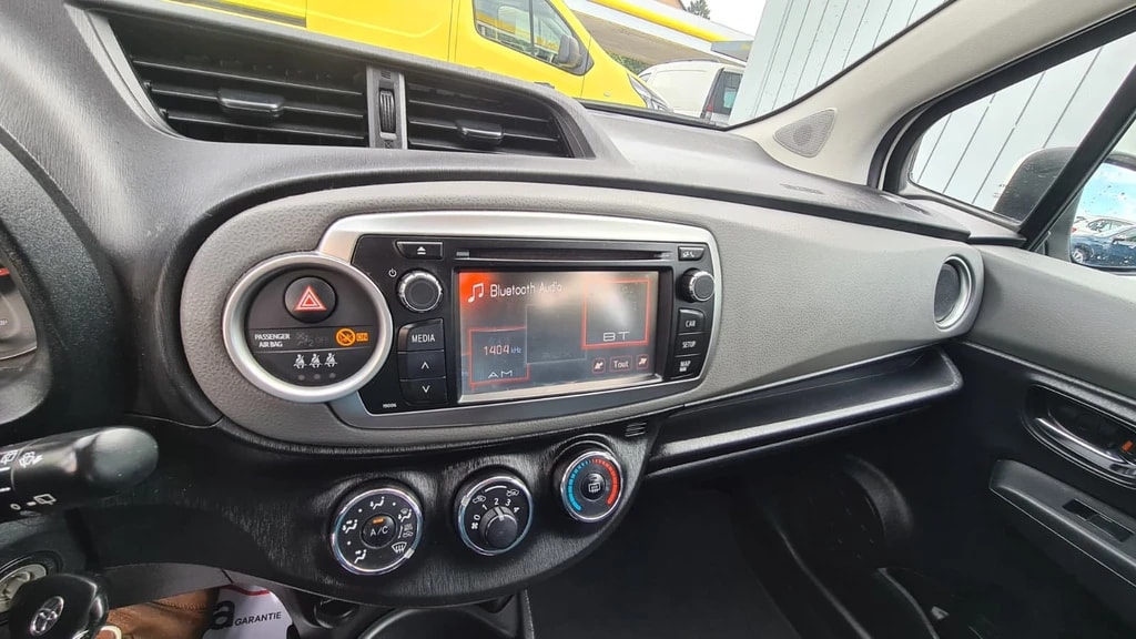 TOYOTA Yaris 1.33 Luna Multidrive ** RF-Kamera ** Klimaanlage ** Airbag ** LTZ MFK & Service ** 11.07.2025 **-image-10