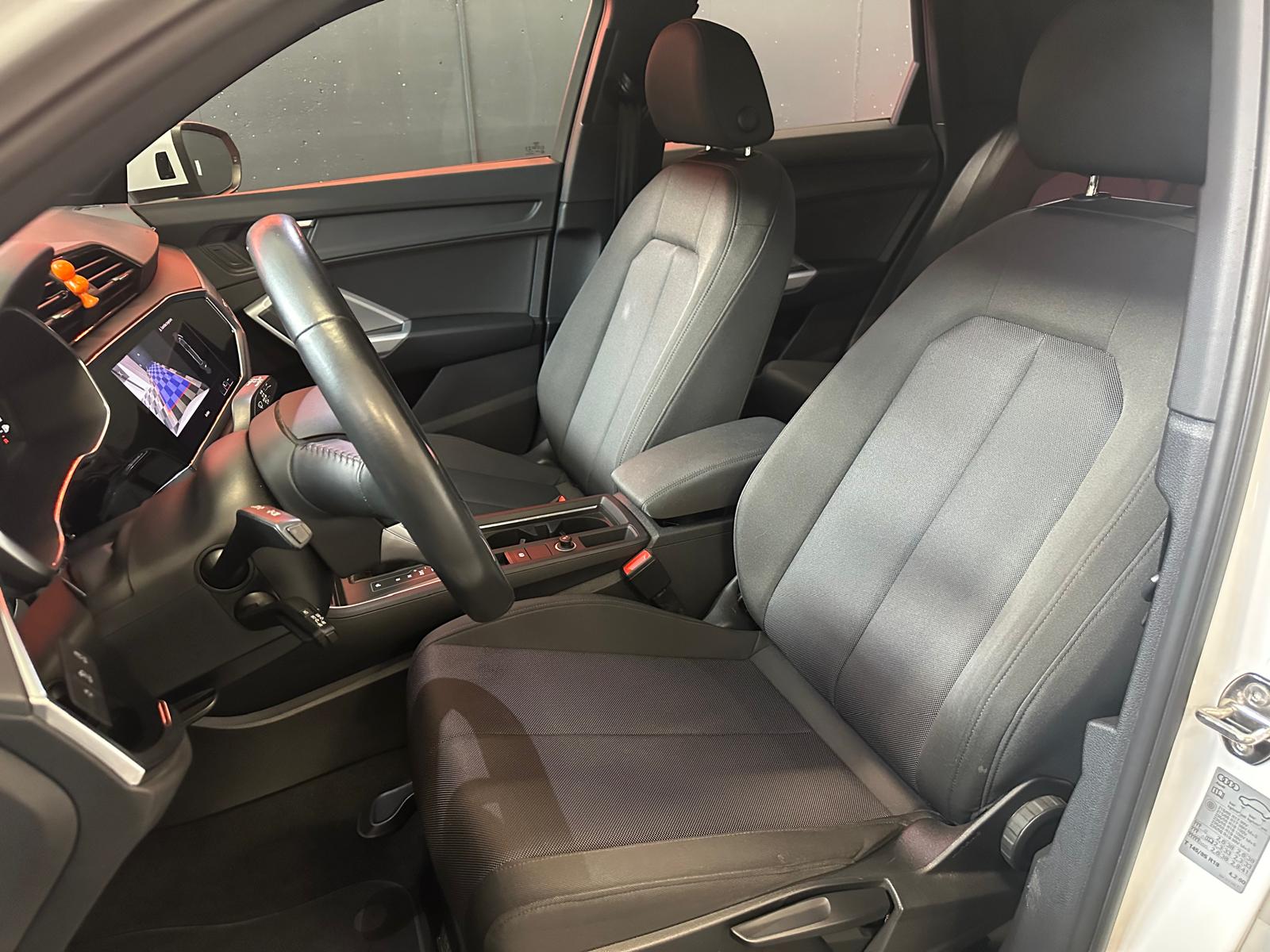 AUDI Q3 40 TDI Attraction quattro S-tronic-image-10