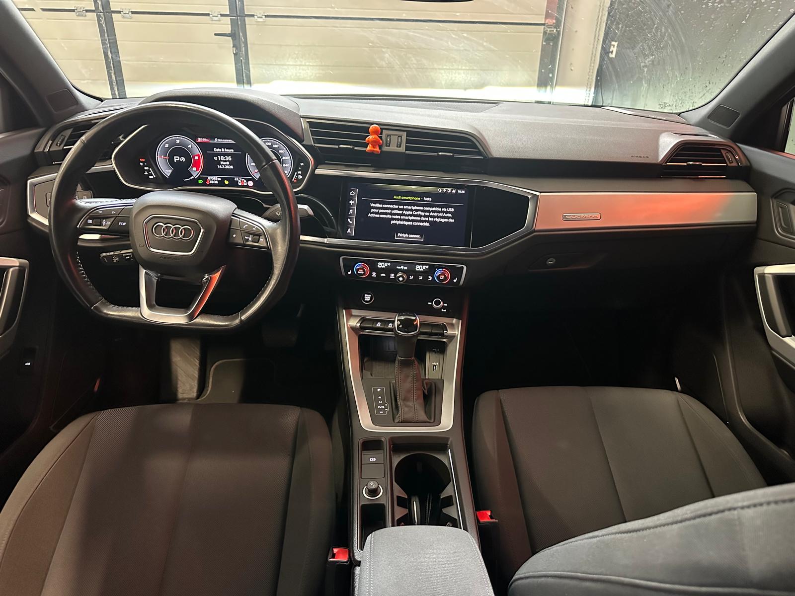 AUDI Q3 40 TDI Attraction quattro S-tronic-image-14