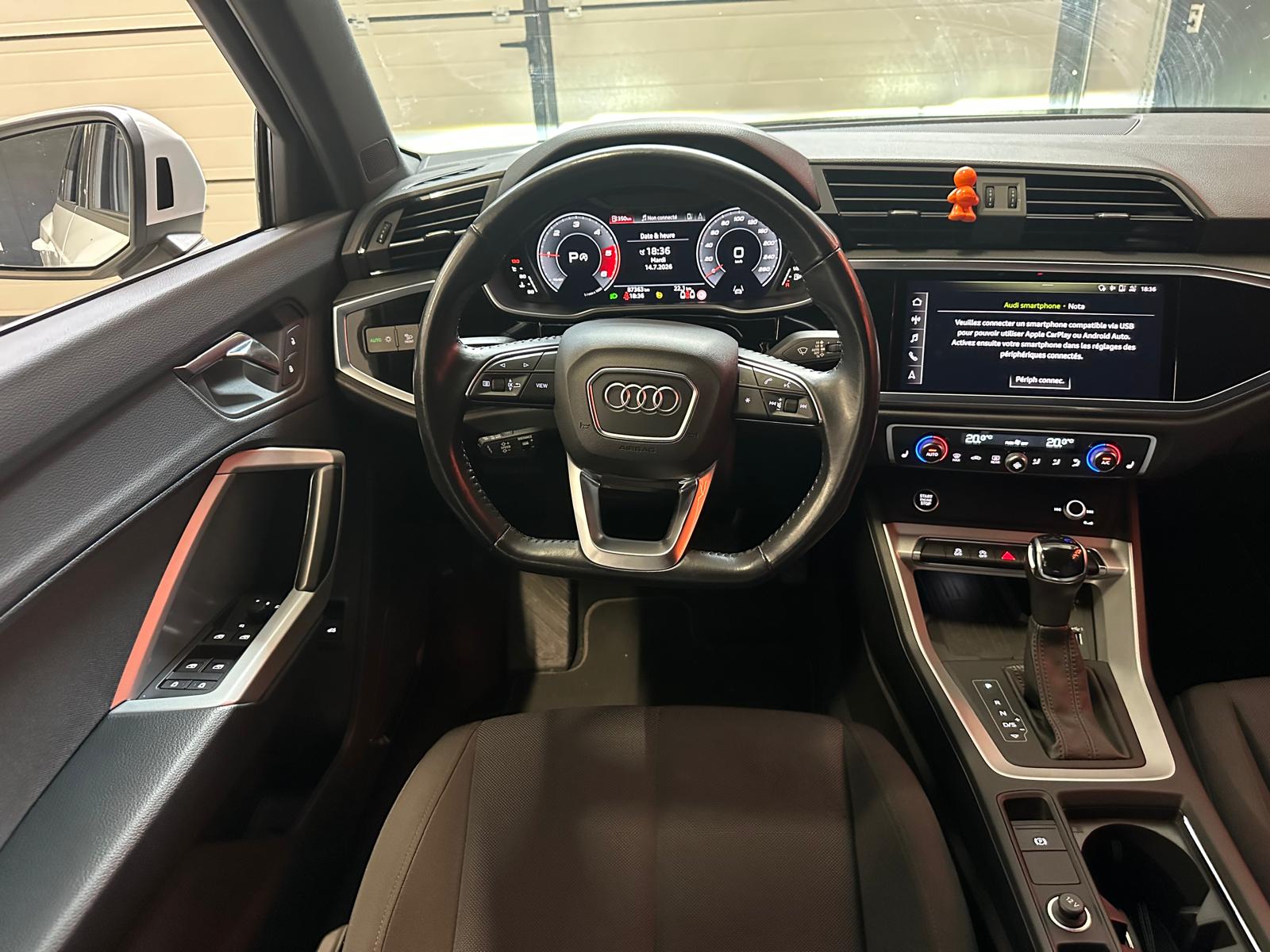AUDI Q3 40 TDI Attraction quattro S-tronic-image-16