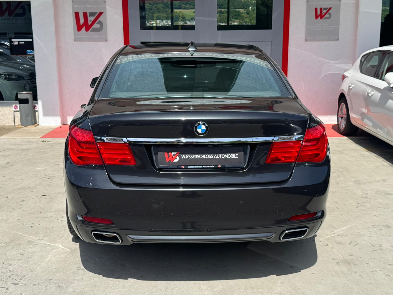 BMW 740d xDrive-image-5