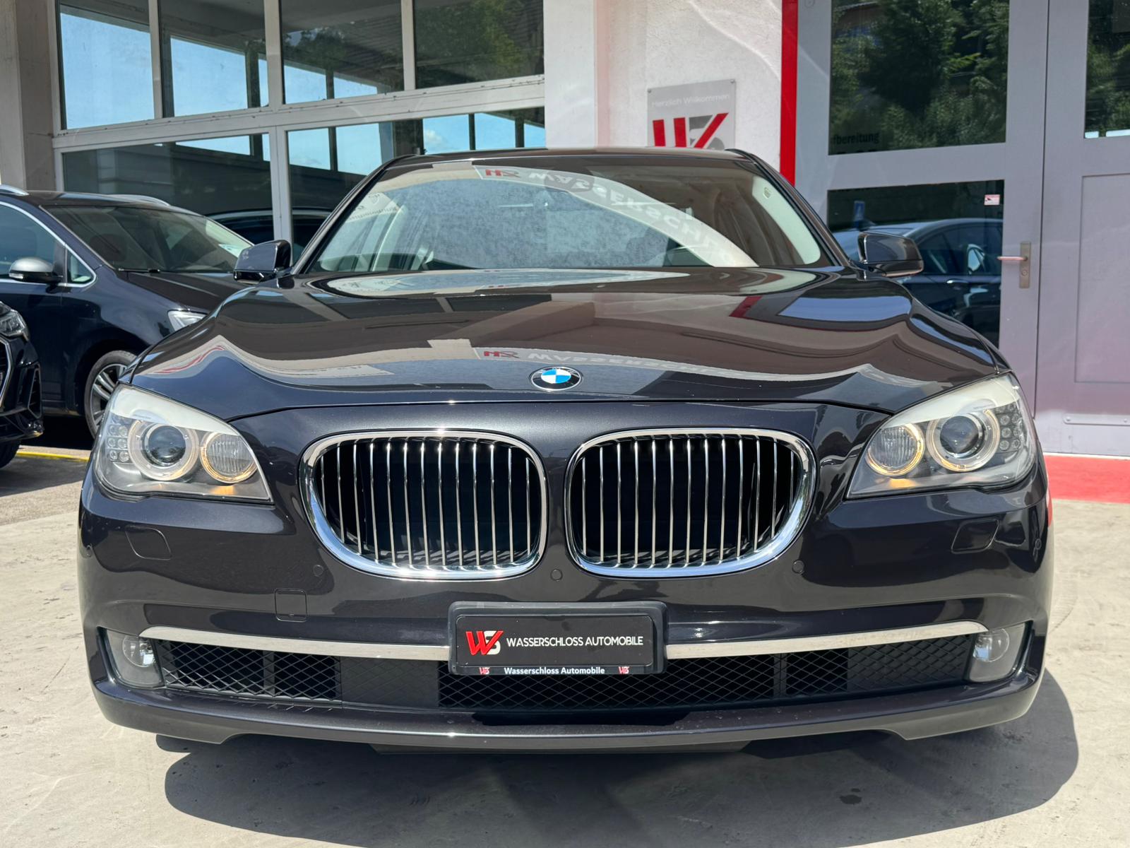 BMW 740d xDrive-image-2