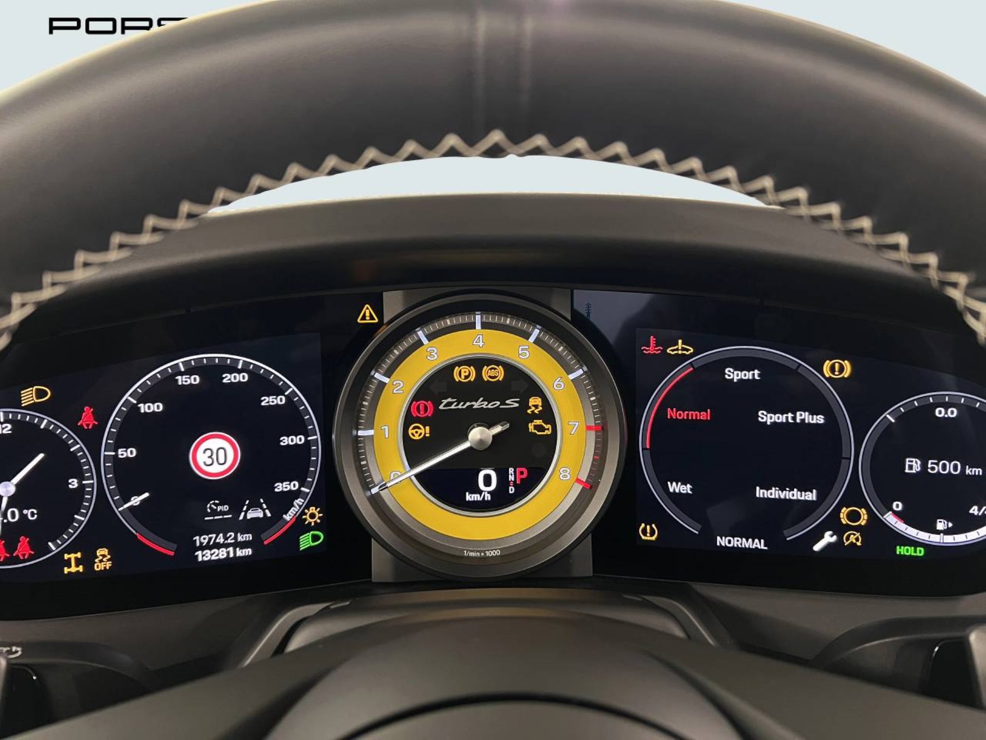 PORSCHE 911 Turbo S Cabriolet-image-26