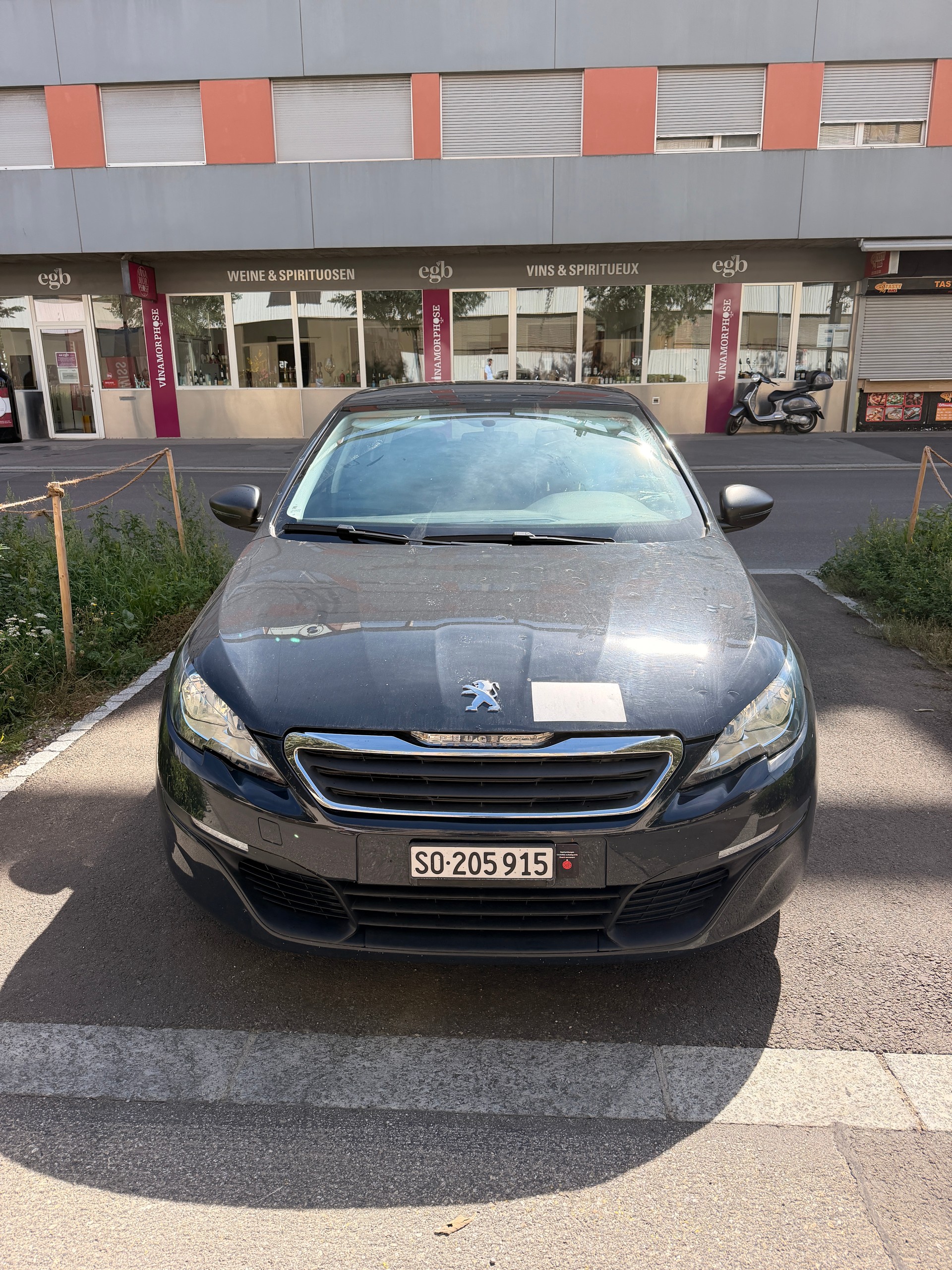PEUGEOT 1.6 BlueHDi Active-image-4