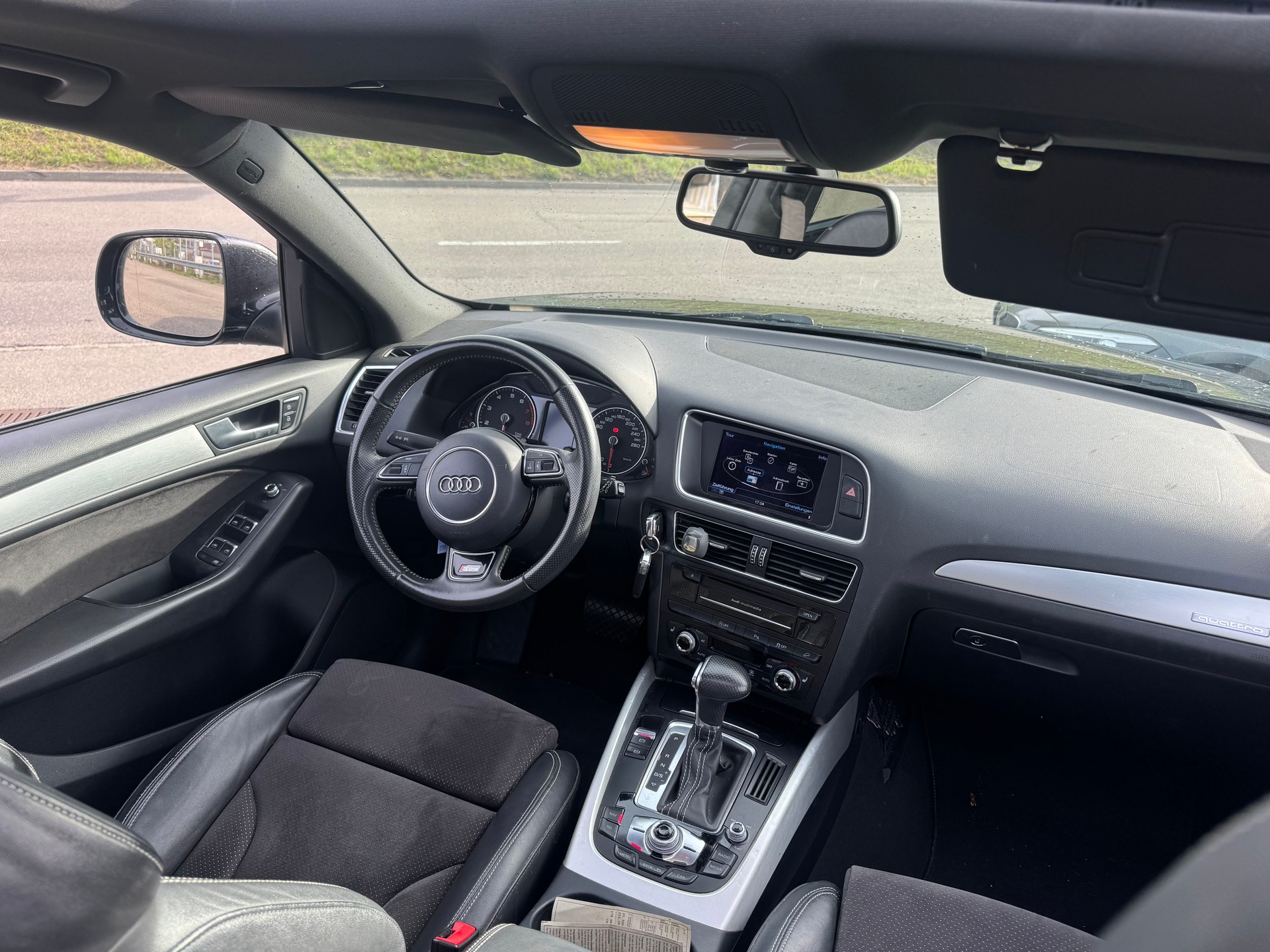 AUDI Q5 2.0 TFSI quattro tiptronic-image-8