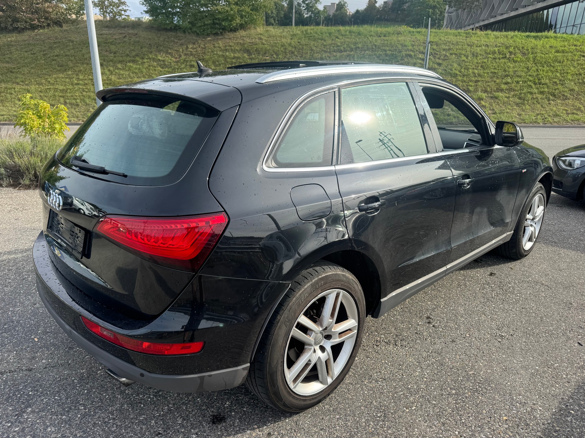 AUDI Q5 2.0 TFSI quattro tiptronic-image-3