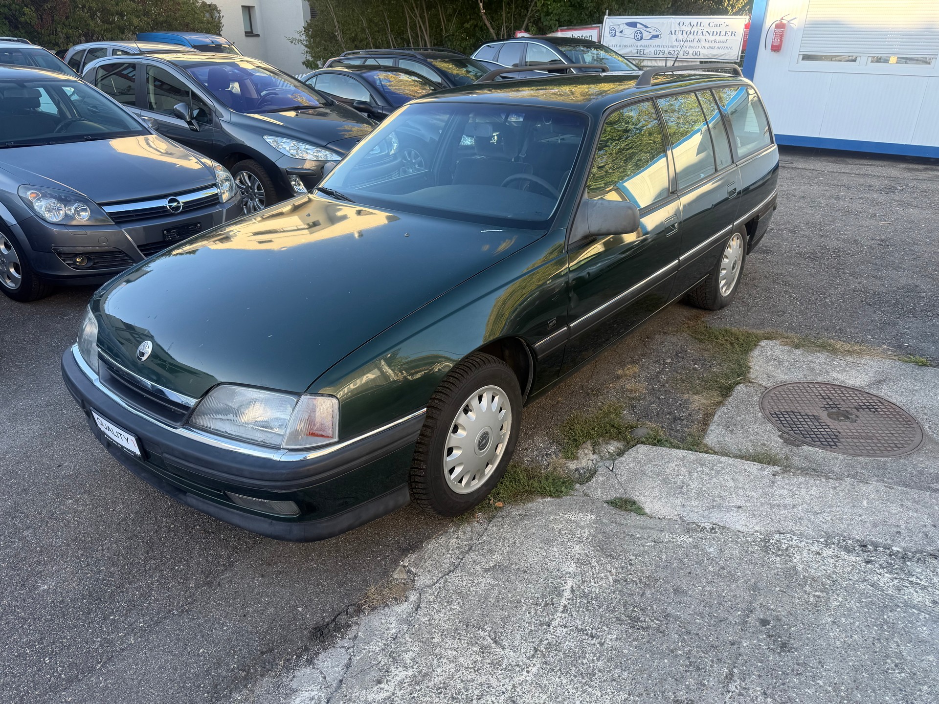 OPEL Omega 2.4i Caravan Travel-image-1