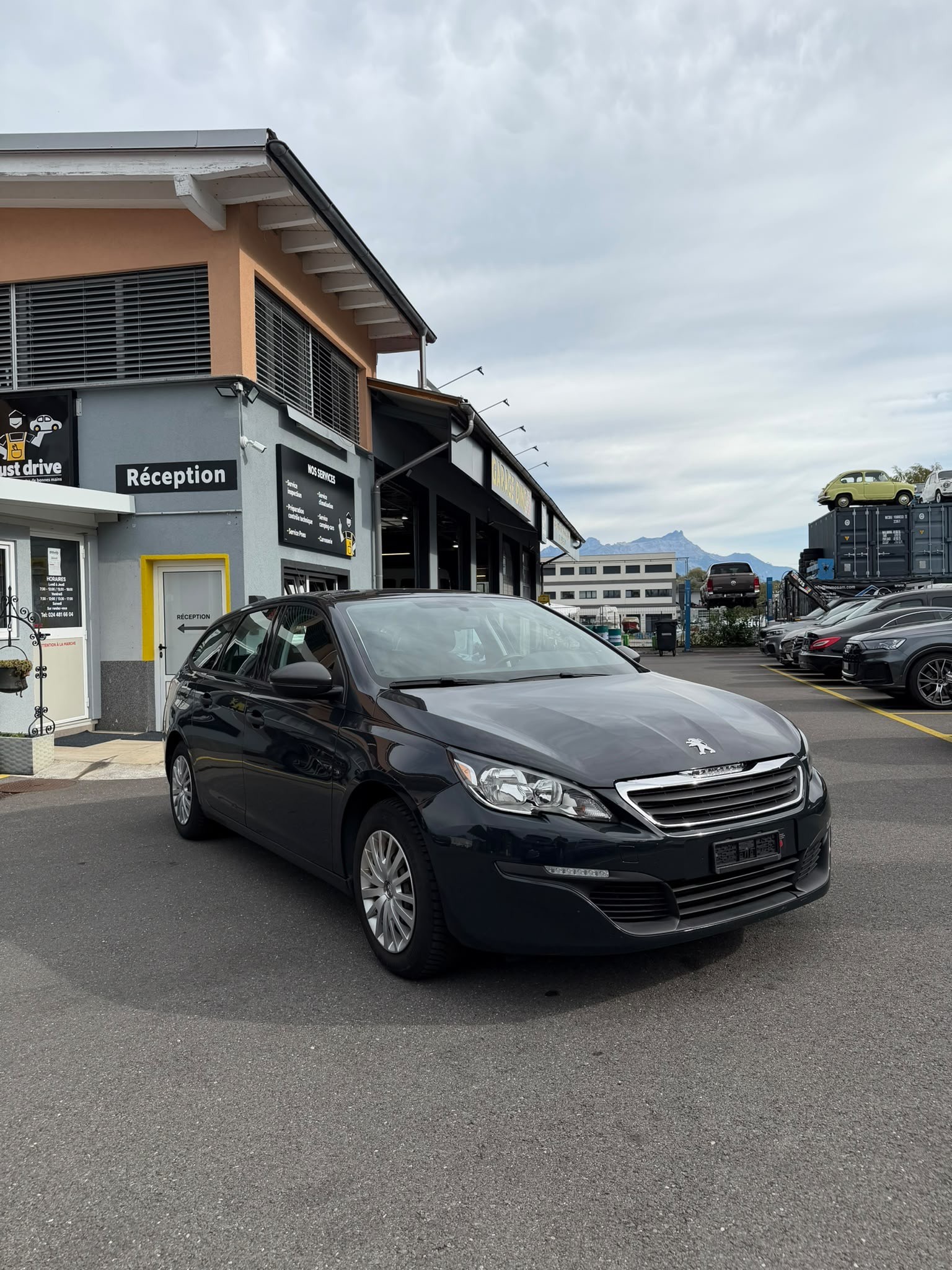 PEUGEOT 308 SW 1.6 BlueHDI Allure-image-0