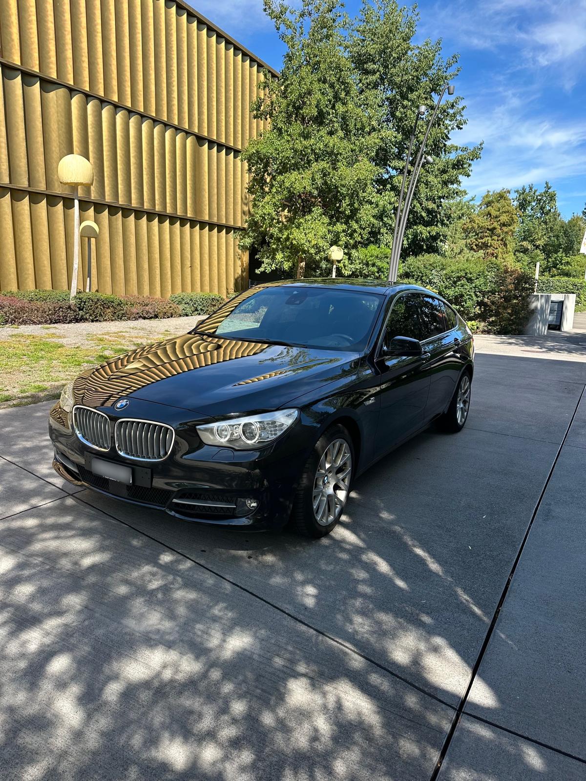 BMW 550i xDrive-image-0