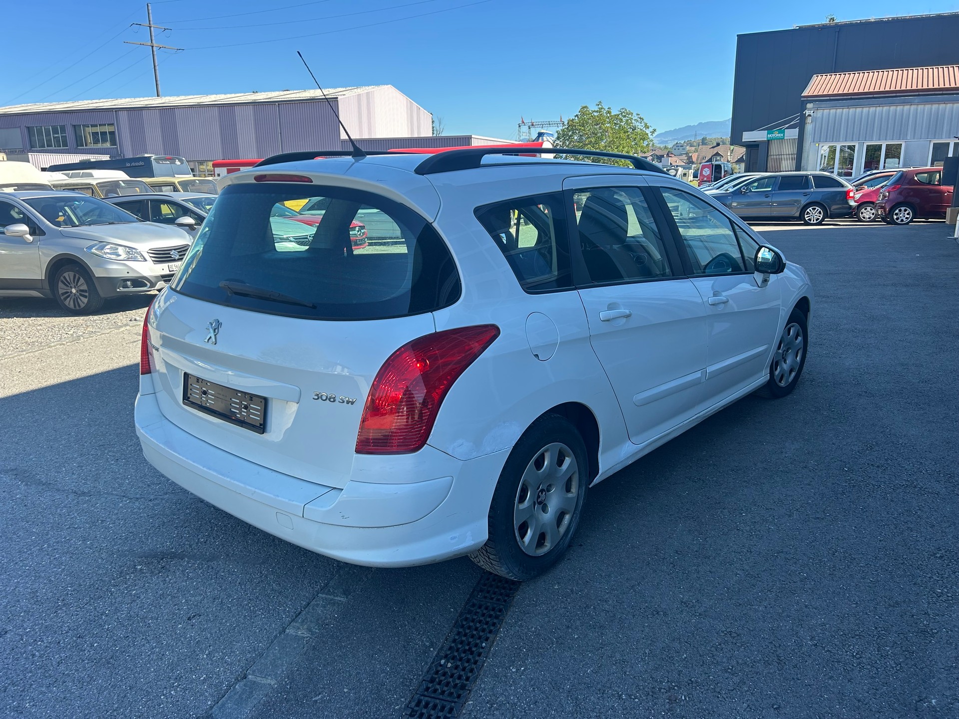 PEUGEOT 308 SW 1.4 16V VTI Access-image-2